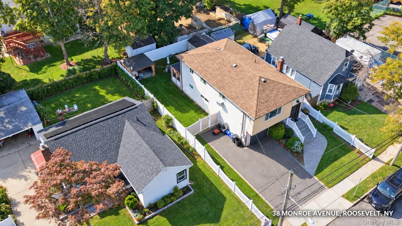 38 Monroe Avenue, Hempstead, NY, 5 Bedrooms Bedrooms, 8 Rooms Rooms,2 BathroomsBathrooms,Residential,For Rent,Monroe,0,1049431 38 Monroe Avenue, Hempstead, NY, 5 Bedrooms Bedrooms, 8 Rooms Rooms,2 BathroomsBathrooms,Residential,For Rent,Monroe,0,1049431