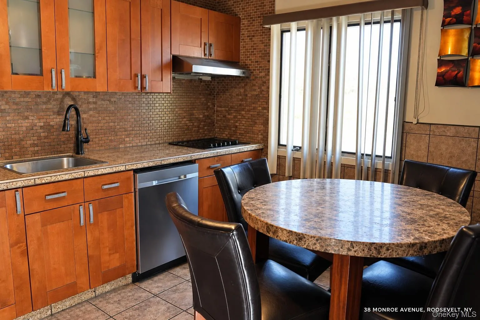 38 Monroe Avenue, Hempstead, NY, 5 Bedrooms Bedrooms, 8 Rooms Rooms,2 BathroomsBathrooms,Residential,For Rent,Monroe,0,1049431 38 Monroe Avenue, Hempstead, NY, 5 Bedrooms Bedrooms, 8 Rooms Rooms,2 BathroomsBathrooms,Residential,For Rent,Monroe,0,1049431
