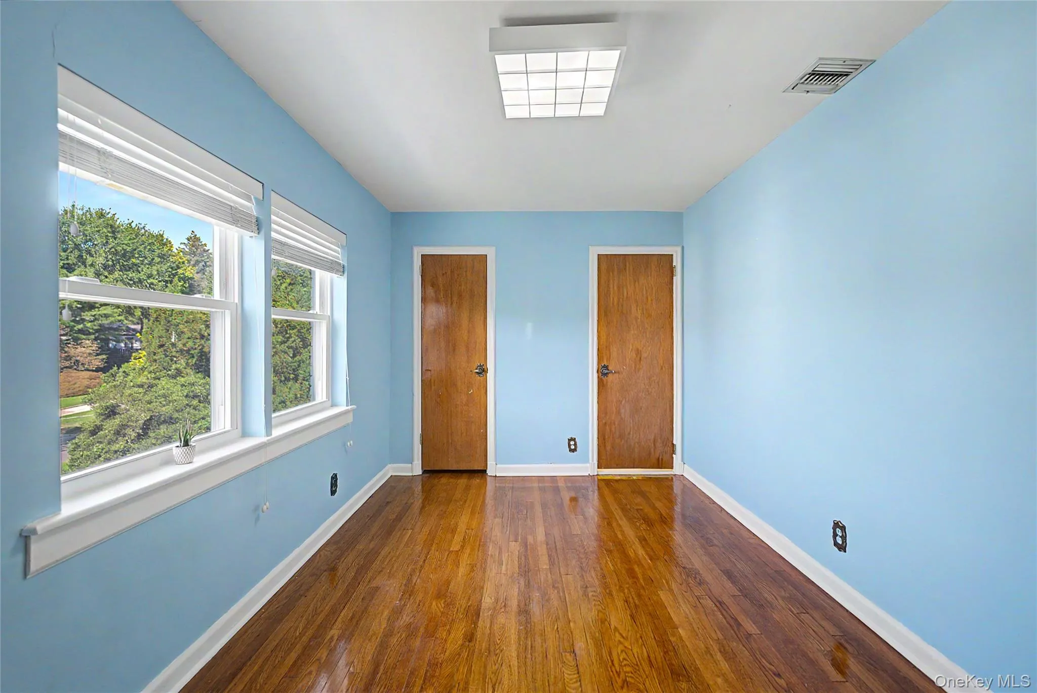 9 Old Pond Road, North Hempstead, NY, 4 Bedrooms Bedrooms, 9 Rooms Rooms,3 BathroomsBathrooms,Residential,For Rent,Old Pond,0,1049432 9 Old Pond Road, North Hempstead, NY, 4 Bedrooms Bedrooms, 9 Rooms Rooms,3 BathroomsBathrooms,Residential,For Rent,Old Pond,0,1049432