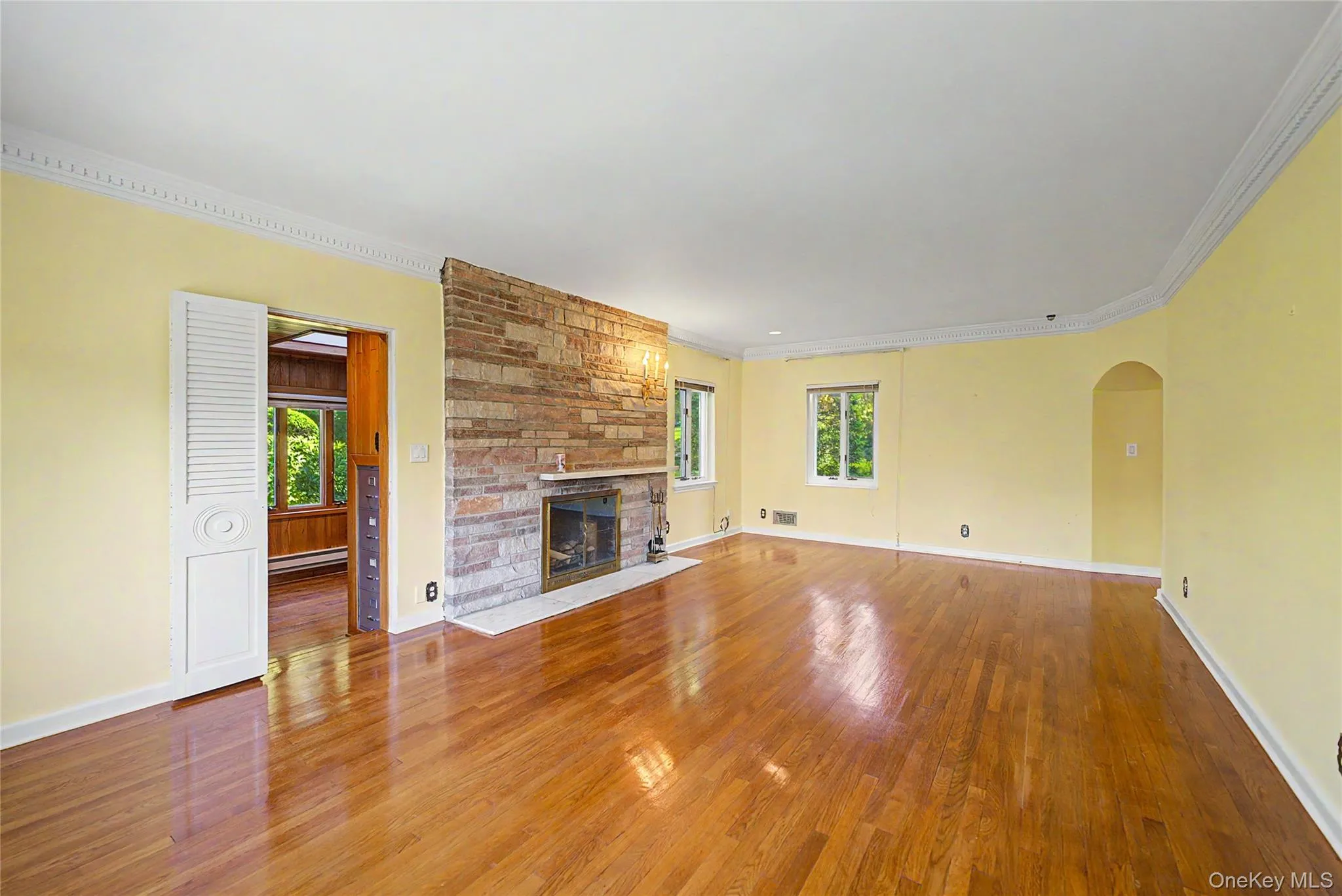 9 Old Pond Road, North Hempstead, NY, 4 Bedrooms Bedrooms, 9 Rooms Rooms,3 BathroomsBathrooms,Residential,For Rent,Old Pond,0,1049432 9 Old Pond Road, North Hempstead, NY, 4 Bedrooms Bedrooms, 9 Rooms Rooms,3 BathroomsBathrooms,Residential,For Rent,Old Pond,0,1049432