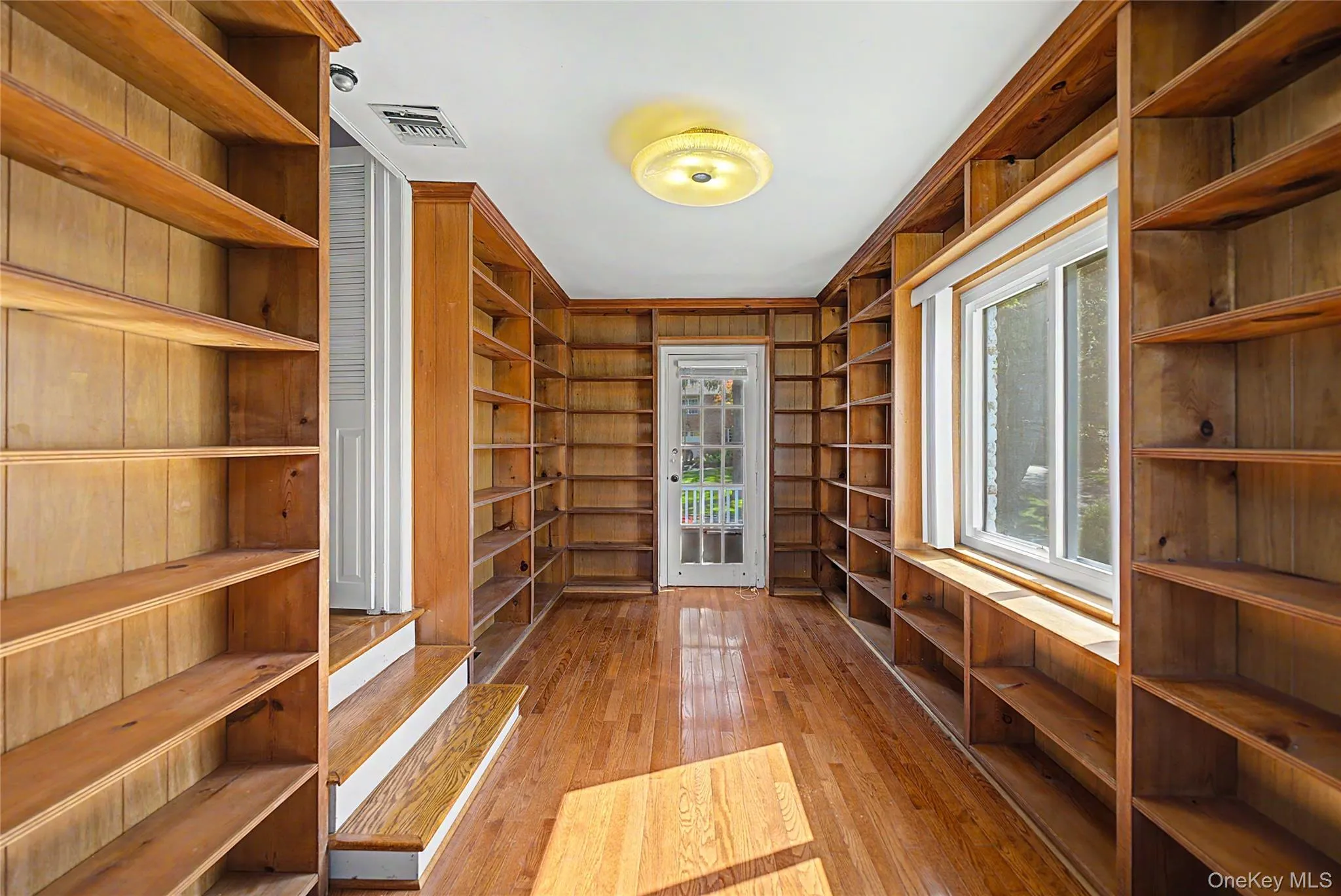 9 Old Pond Road, North Hempstead, NY, 4 Bedrooms Bedrooms, 9 Rooms Rooms,3 BathroomsBathrooms,Residential,For Rent,Old Pond,0,1049432 9 Old Pond Road, North Hempstead, NY, 4 Bedrooms Bedrooms, 9 Rooms Rooms,3 BathroomsBathrooms,Residential,For Rent,Old Pond,0,1049432