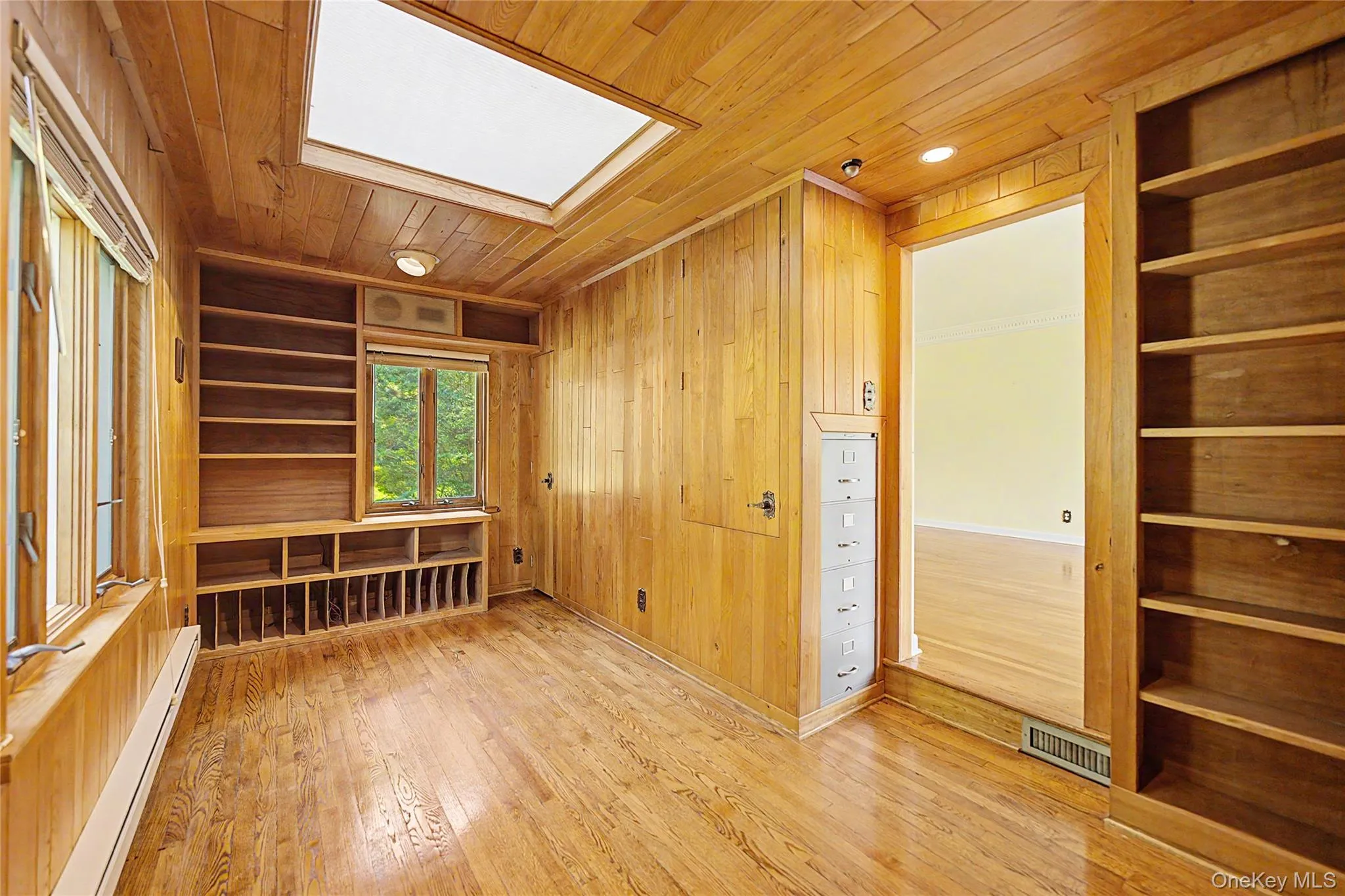 9 Old Pond Road, North Hempstead, NY, 4 Bedrooms Bedrooms, 9 Rooms Rooms,3 BathroomsBathrooms,Residential,For Rent,Old Pond,0,1049432 9 Old Pond Road, North Hempstead, NY, 4 Bedrooms Bedrooms, 9 Rooms Rooms,3 BathroomsBathrooms,Residential,For Rent,Old Pond,0,1049432
