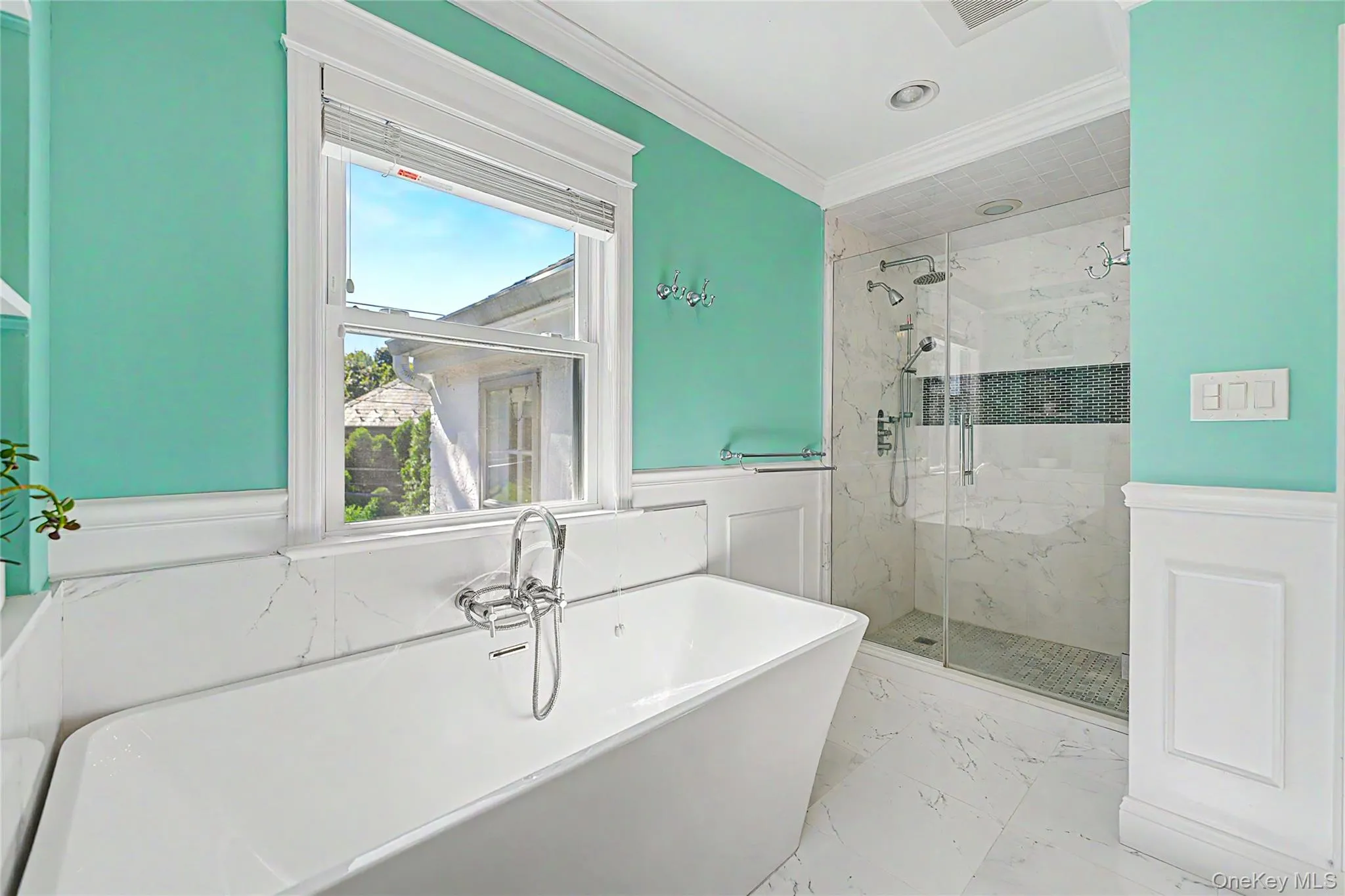 9 Old Pond Road, North Hempstead, NY, 4 Bedrooms Bedrooms, 9 Rooms Rooms,3 BathroomsBathrooms,Residential,For Rent,Old Pond,0,1049432 9 Old Pond Road, North Hempstead, NY, 4 Bedrooms Bedrooms, 9 Rooms Rooms,3 BathroomsBathrooms,Residential,For Rent,Old Pond,0,1049432