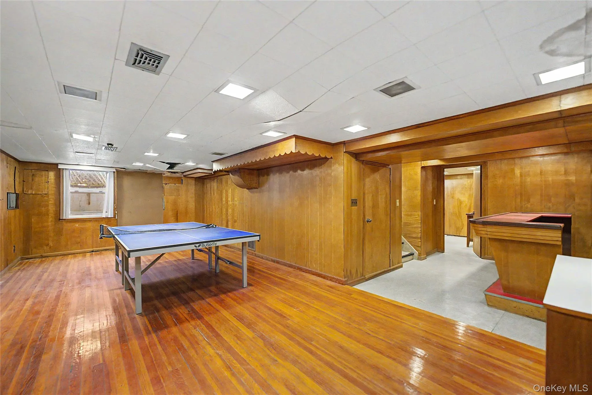 9 Old Pond Road, North Hempstead, NY, 4 Bedrooms Bedrooms, 9 Rooms Rooms,3 BathroomsBathrooms,Residential,For Rent,Old Pond,0,1049432 9 Old Pond Road, North Hempstead, NY, 4 Bedrooms Bedrooms, 9 Rooms Rooms,3 BathroomsBathrooms,Residential,For Rent,Old Pond,0,1049432