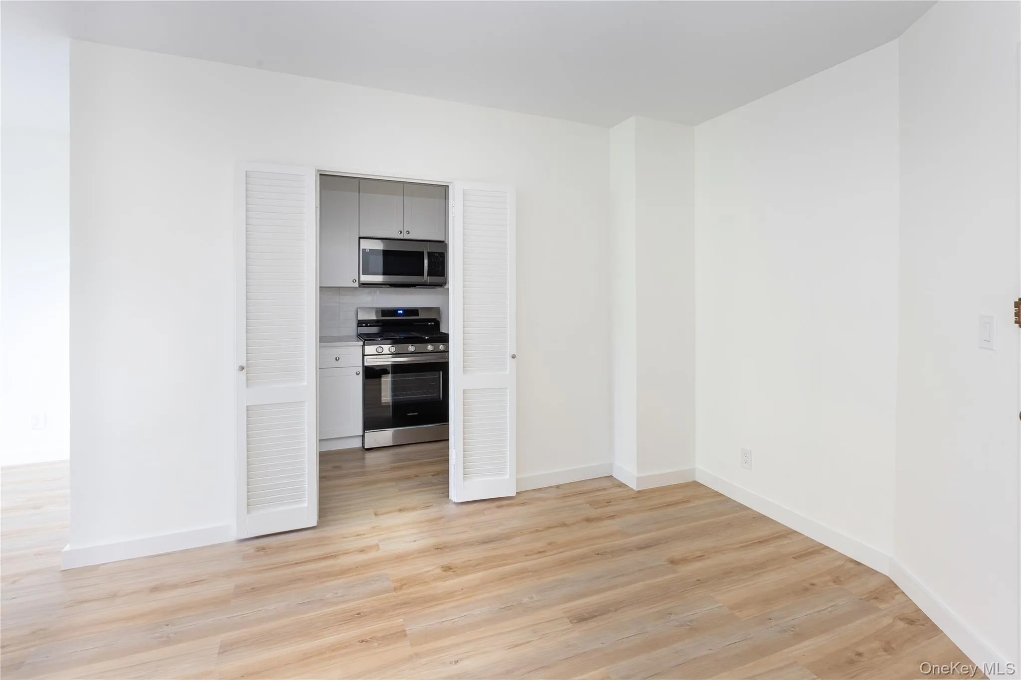 2621 Palisade Avenue, New York, NY, 1 Bedroom Bedrooms, 3 Rooms Rooms,1 BathroomBathrooms,Residential,For Rent,Palisade,0,1049433 2621 Palisade Avenue, New York, NY, 1 Bedroom Bedrooms, 3 Rooms Rooms,1 BathroomBathrooms,Residential,For Rent,Palisade,0,1049433