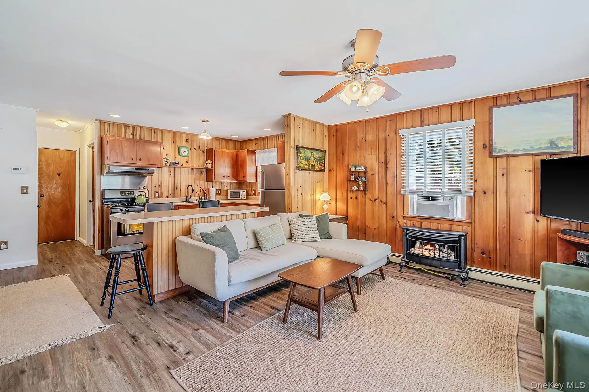 7 Beacon Drive, Brookhaven, NY, 2 Bedrooms Bedrooms, 5 Rooms Rooms,1 BathroomBathrooms,Residential,For Rent,Beacon,0,1049434 7 Beacon Drive, Brookhaven, NY, 2 Bedrooms Bedrooms, 5 Rooms Rooms,1 BathroomBathrooms,Residential,For Rent,Beacon,0,1049434