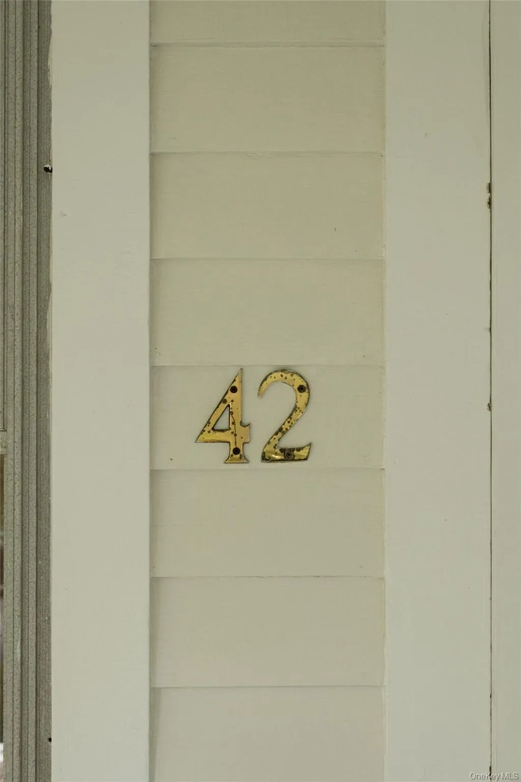 42 Montgomery St. in the heart of Tivoli 42 Montgomery St. in the heart of Tivoli