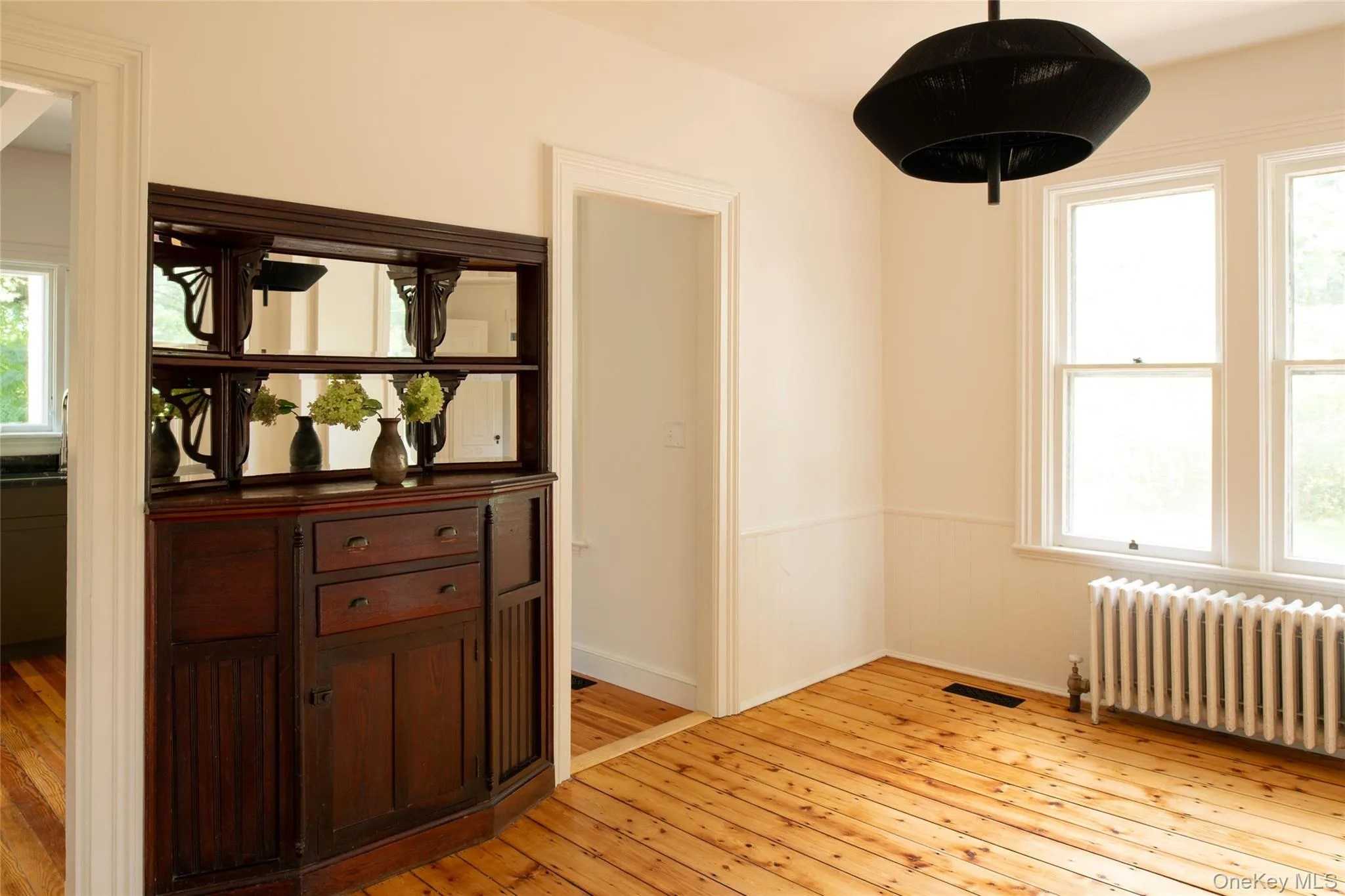 42-44 Montgomery Street, Red Hook, NY, 4 Bedrooms Bedrooms, 10 Rooms Rooms,1 BathroomBathrooms,Residential Lease,For Rent,Montgomery,0,1049435 42-44 Montgomery Street, Red Hook, NY, 4 Bedrooms Bedrooms, 10 Rooms Rooms,1 BathroomBathrooms,Residential Lease,For Rent,Montgomery,0,1049435