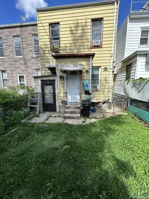 5316 Haspel Street, New York, NY, 5 Bedrooms Bedrooms, 10 Rooms Rooms,3 BathroomsBathrooms,Residential,For Rent,Haspel,0,1049437 5316 Haspel Street, New York, NY, 5 Bedrooms Bedrooms, 10 Rooms Rooms,3 BathroomsBathrooms,Residential,For Rent,Haspel,0,1049437