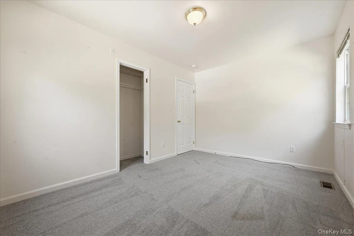 701 Park Avenue, Huntington, NY, 4 Bedrooms Bedrooms, 9 Rooms Rooms,3 BathroomsBathrooms,Residential,For Rent,Park,0,1049439 701 Park Avenue, Huntington, NY, 4 Bedrooms Bedrooms, 9 Rooms Rooms,3 BathroomsBathrooms,Residential,For Rent,Park,0,1049439