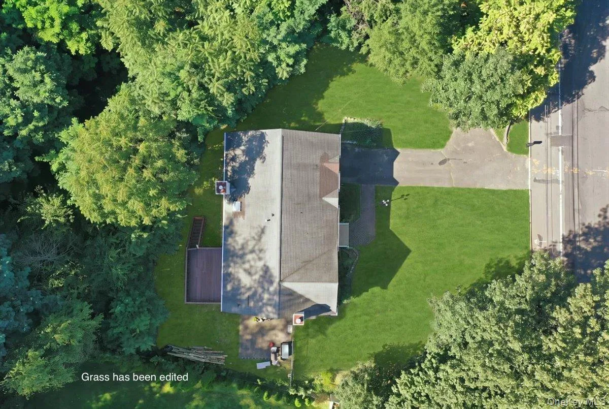 701 Park Avenue, Huntington, NY, 4 Bedrooms Bedrooms, 9 Rooms Rooms,3 BathroomsBathrooms,Residential,For Rent,Park,0,1049439 701 Park Avenue, Huntington, NY, 4 Bedrooms Bedrooms, 9 Rooms Rooms,3 BathroomsBathrooms,Residential,For Rent,Park,0,1049439