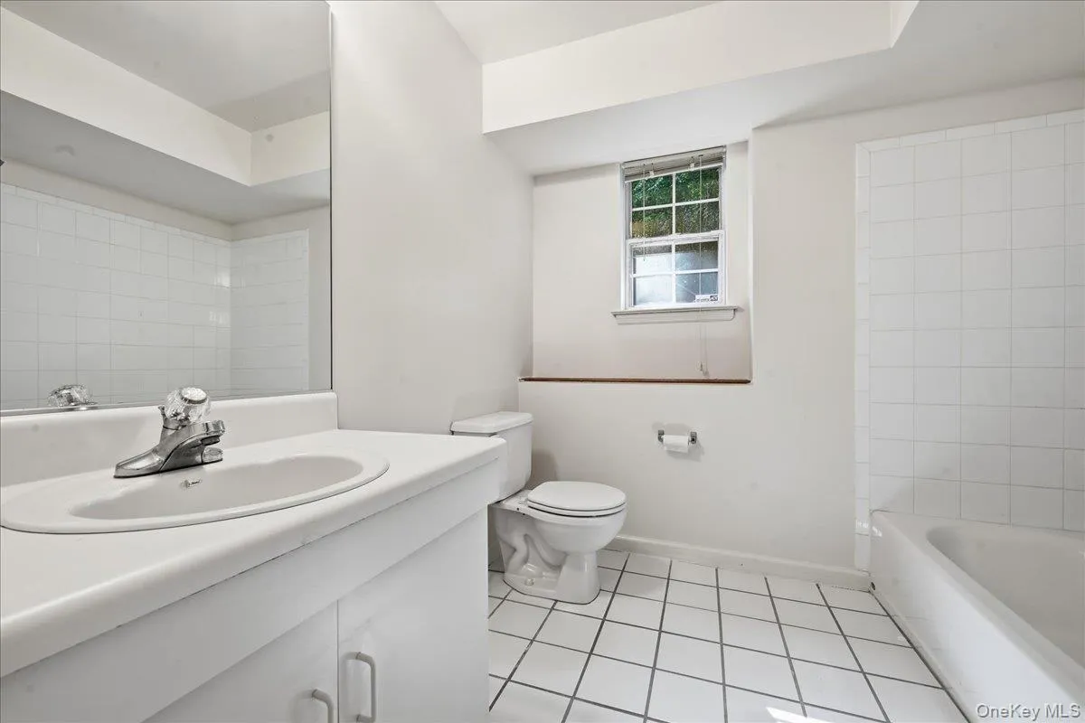 701 Park Avenue, Huntington, NY, 4 Bedrooms Bedrooms, 9 Rooms Rooms,3 BathroomsBathrooms,Residential,For Rent,Park,0,1049439 701 Park Avenue, Huntington, NY, 4 Bedrooms Bedrooms, 9 Rooms Rooms,3 BathroomsBathrooms,Residential,For Rent,Park,0,1049439