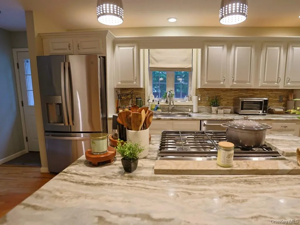 2 Panther Lane, Shawangunk, NY, 5 Bedrooms Bedrooms, 11 Rooms Rooms,2 BathroomsBathrooms,Residential,For Rent,Panther,0,1049441 2 Panther Lane, Shawangunk, NY, 5 Bedrooms Bedrooms, 11 Rooms Rooms,2 BathroomsBathrooms,Residential,For Rent,Panther,0,1049441