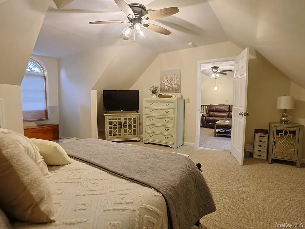 2 Panther Lane, Shawangunk, NY, 5 Bedrooms Bedrooms, 11 Rooms Rooms,2 BathroomsBathrooms,Residential,For Rent,Panther,0,1049441 2 Panther Lane, Shawangunk, NY, 5 Bedrooms Bedrooms, 11 Rooms Rooms,2 BathroomsBathrooms,Residential,For Rent,Panther,0,1049441
