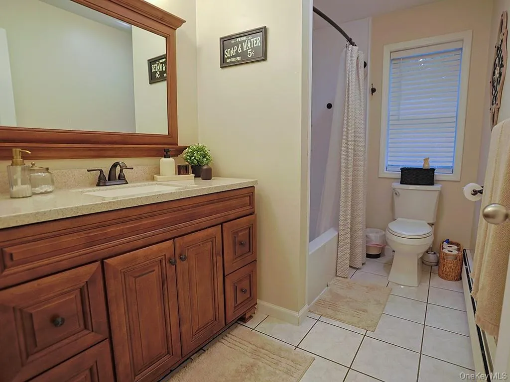 2 Panther Lane, Shawangunk, NY, 5 Bedrooms Bedrooms, 11 Rooms Rooms,2 BathroomsBathrooms,Residential,For Rent,Panther,0,1049441 2 Panther Lane, Shawangunk, NY, 5 Bedrooms Bedrooms, 11 Rooms Rooms,2 BathroomsBathrooms,Residential,For Rent,Panther,0,1049441