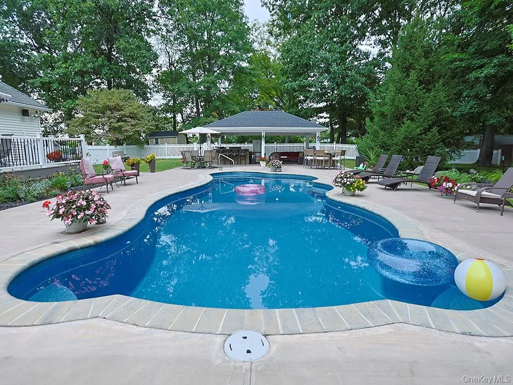 2 Panther Lane, Shawangunk, NY, 5 Bedrooms Bedrooms, 11 Rooms Rooms,2 BathroomsBathrooms,Residential,For Rent,Panther,0,1049441 2 Panther Lane, Shawangunk, NY, 5 Bedrooms Bedrooms, 11 Rooms Rooms,2 BathroomsBathrooms,Residential,For Rent,Panther,0,1049441