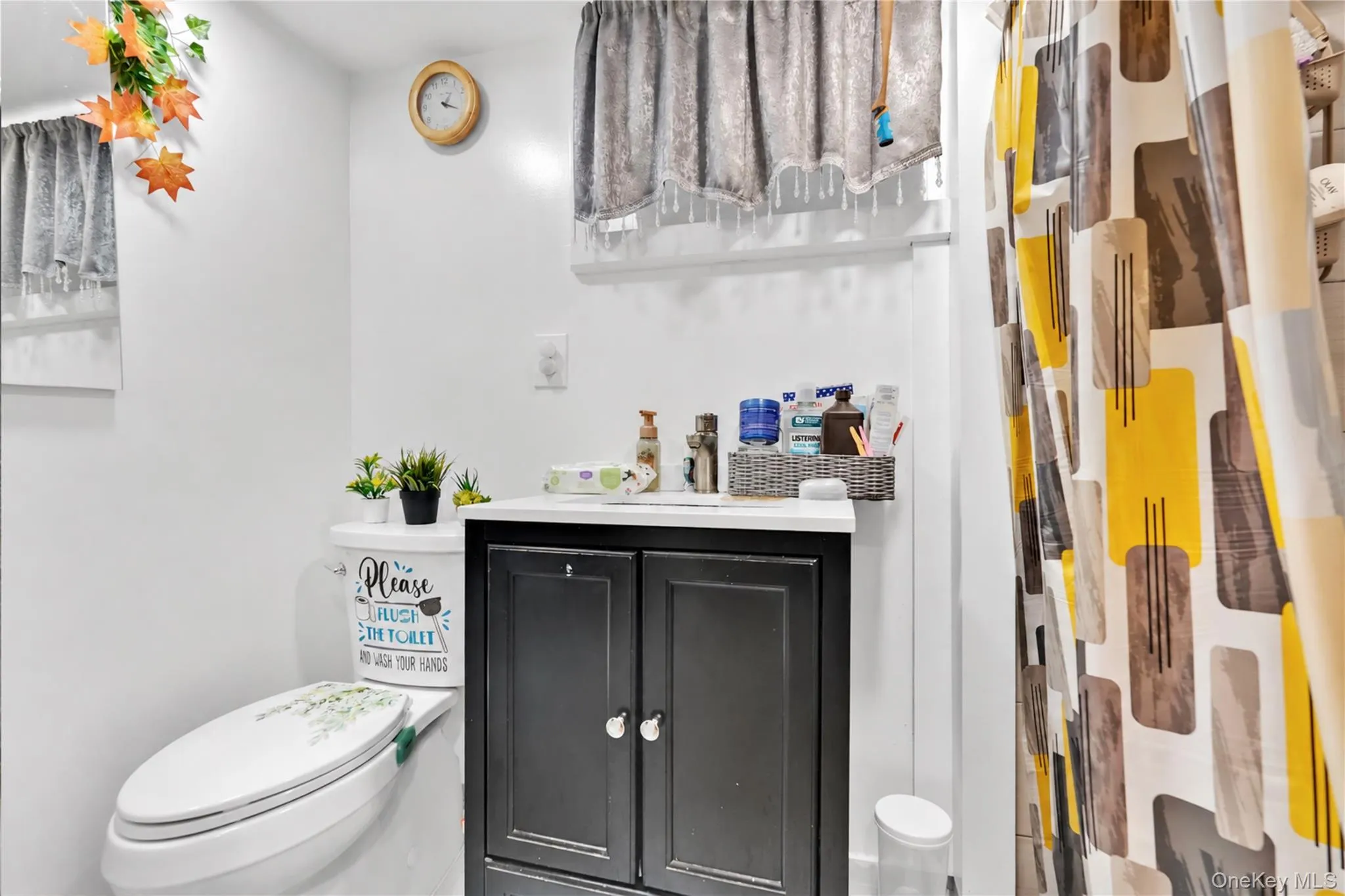 204-11 Murdock Avenue, New York, NY, 3 Bedrooms Bedrooms, 8 Rooms Rooms,2 BathroomsBathrooms,Residential,For Rent,Murdock,0,1049443 204-11 Murdock Avenue, New York, NY, 3 Bedrooms Bedrooms, 8 Rooms Rooms,2 BathroomsBathrooms,Residential,For Rent,Murdock,0,1049443