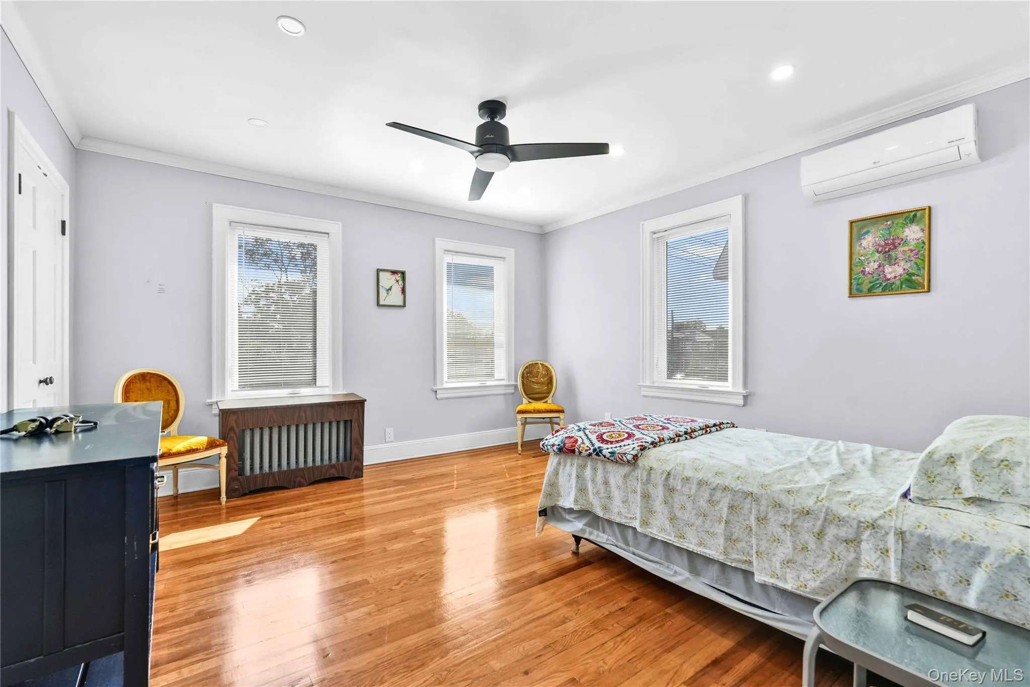 204-11 Murdock Avenue, New York, NY, 3 Bedrooms Bedrooms, 8 Rooms Rooms,2 BathroomsBathrooms,Residential,For Rent,Murdock,0,1049443 204-11 Murdock Avenue, New York, NY, 3 Bedrooms Bedrooms, 8 Rooms Rooms,2 BathroomsBathrooms,Residential,For Rent,Murdock,0,1049443