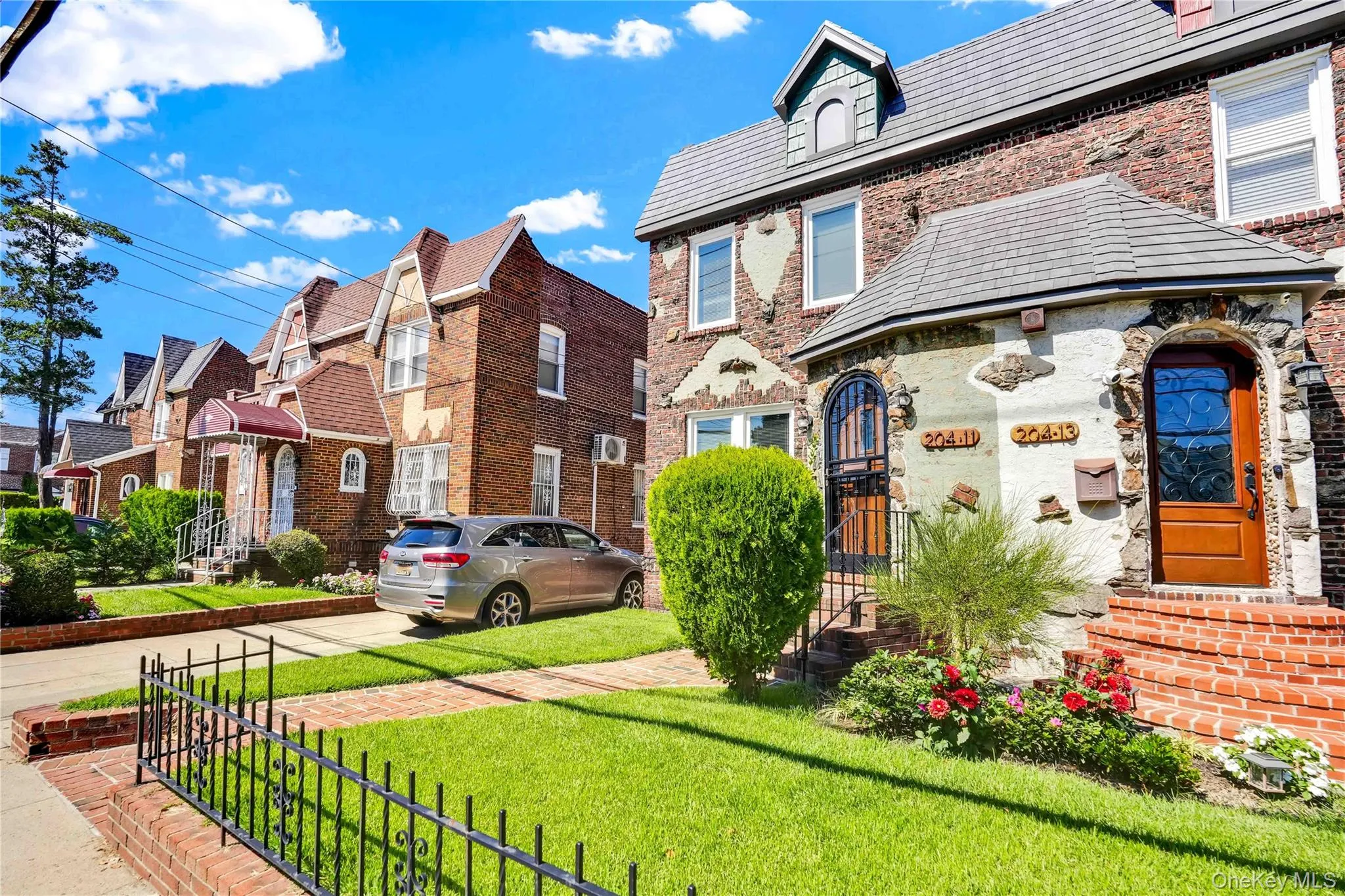 204-11 Murdock Avenue, New York, NY, 3 Bedrooms Bedrooms, 8 Rooms Rooms,2 BathroomsBathrooms,Residential,For Rent,Murdock,0,1049443 204-11 Murdock Avenue, New York, NY, 3 Bedrooms Bedrooms, 8 Rooms Rooms,2 BathroomsBathrooms,Residential,For Rent,Murdock,0,1049443