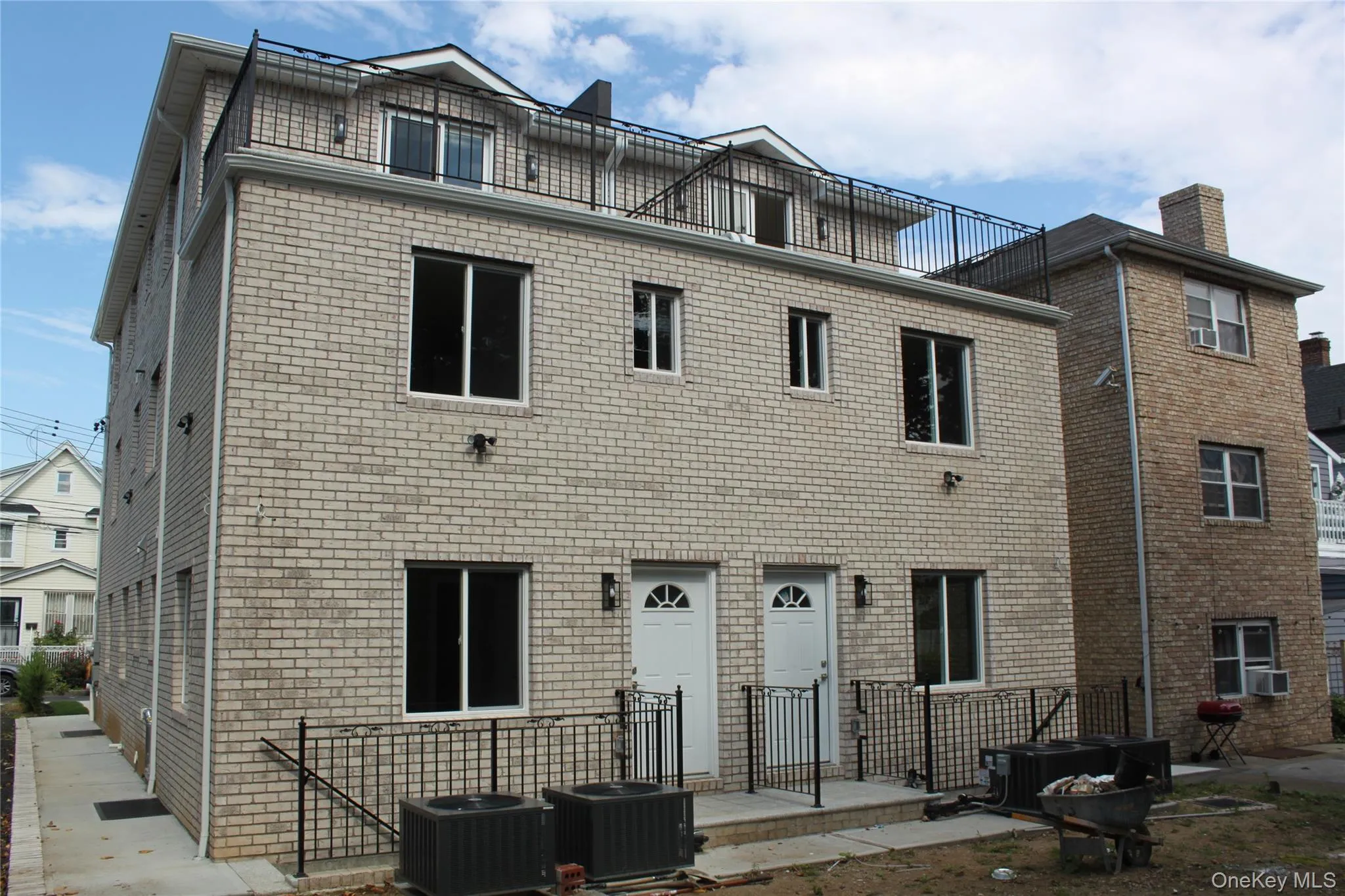 14516 106th Avenue, New York, NY, 6 Bedrooms Bedrooms, 14 Rooms Rooms,5 BathroomsBathrooms,Residential,For Rent,106th,0,1049444 14516 106th Avenue, New York, NY, 6 Bedrooms Bedrooms, 14 Rooms Rooms,5 BathroomsBathrooms,Residential,For Rent,106th,0,1049444