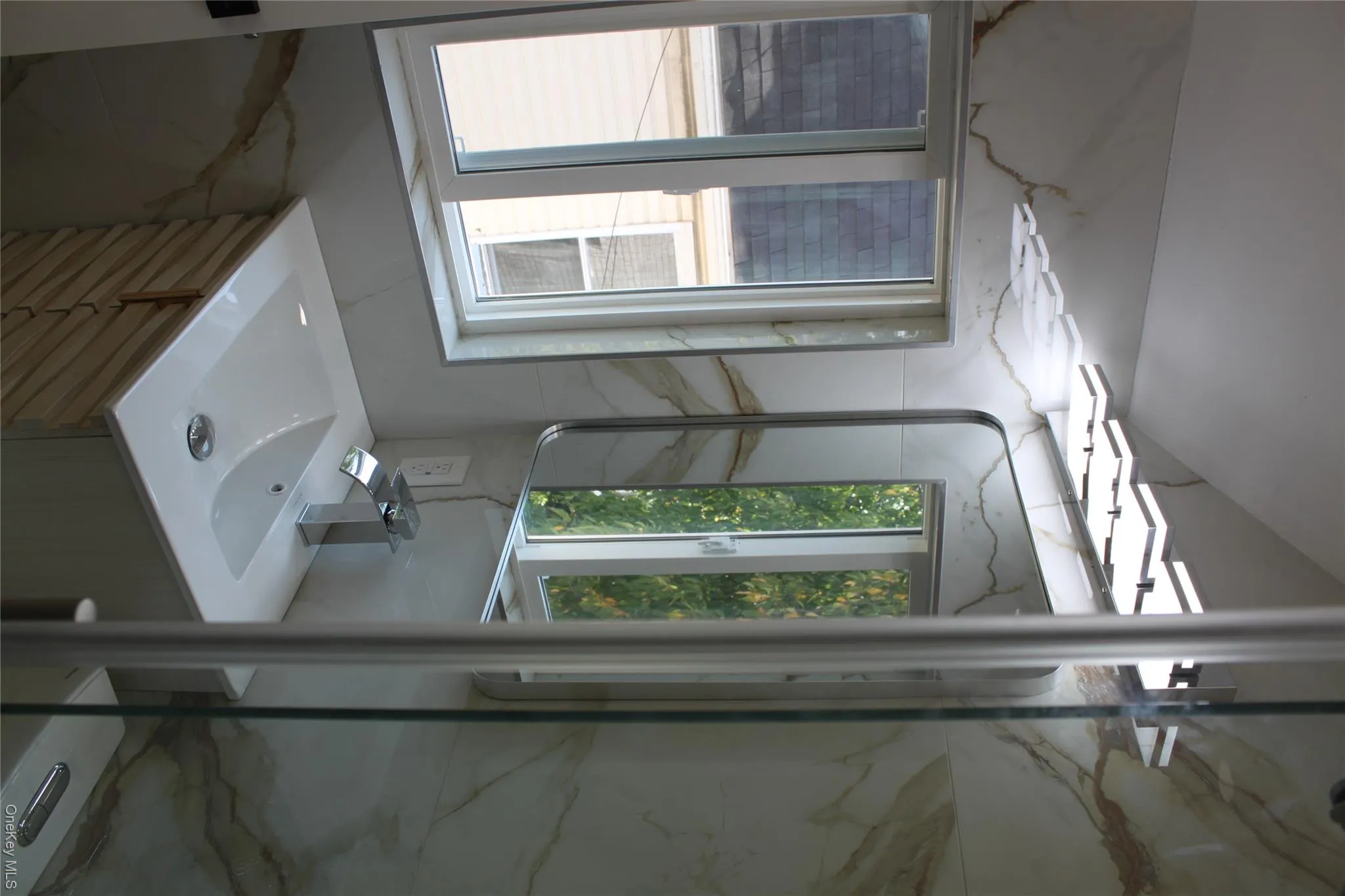 14516 106th Avenue, New York, NY, 6 Bedrooms Bedrooms, 14 Rooms Rooms,5 BathroomsBathrooms,Residential,For Rent,106th,0,1049444 14516 106th Avenue, New York, NY, 6 Bedrooms Bedrooms, 14 Rooms Rooms,5 BathroomsBathrooms,Residential,For Rent,106th,0,1049444