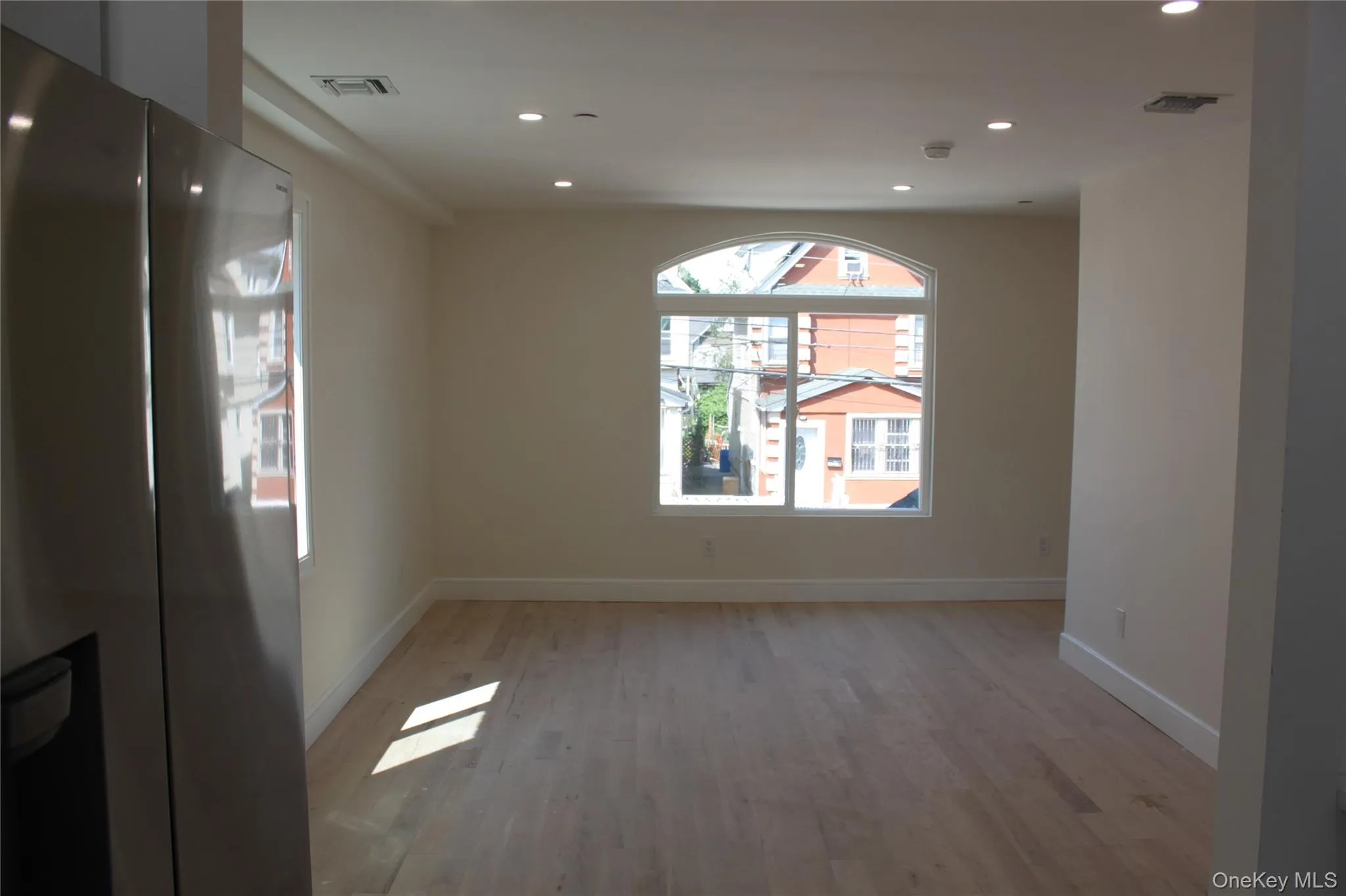 14516 106th Avenue, New York, NY, 6 Bedrooms Bedrooms, 14 Rooms Rooms,5 BathroomsBathrooms,Residential,For Rent,106th,0,1049444 14516 106th Avenue, New York, NY, 6 Bedrooms Bedrooms, 14 Rooms Rooms,5 BathroomsBathrooms,Residential,For Rent,106th,0,1049444