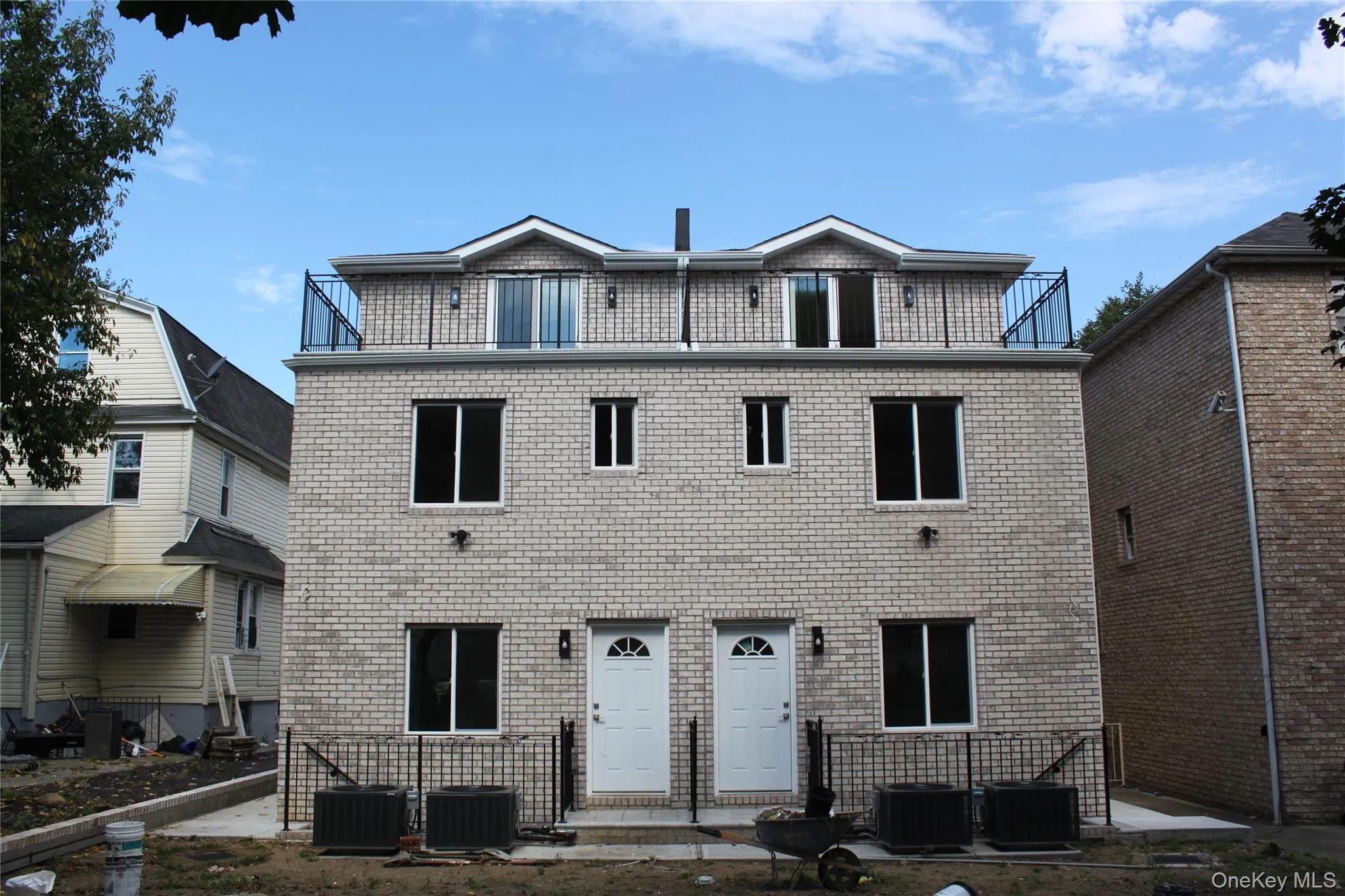 14516 106th Avenue, New York, NY, 6 Bedrooms Bedrooms, 14 Rooms Rooms,5 BathroomsBathrooms,Residential,For Rent,106th,0,1049444 14516 106th Avenue, New York, NY, 6 Bedrooms Bedrooms, 14 Rooms Rooms,5 BathroomsBathrooms,Residential,For Rent,106th,0,1049444