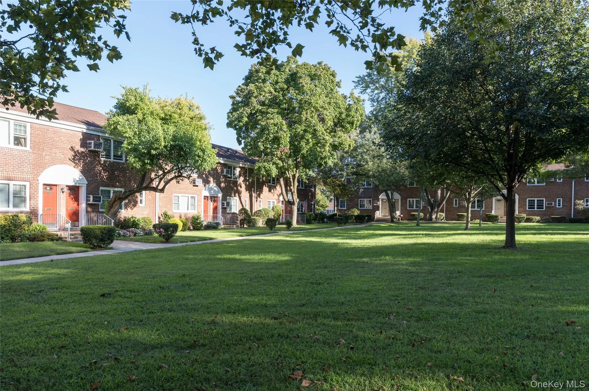 22630 Kingsbury Avenue, New York, NY, 2 Bedrooms Bedrooms, 5 Rooms Rooms,1 BathroomBathrooms,Residential,For Rent,Kingsbury,0,1049446 22630 Kingsbury Avenue, New York, NY, 2 Bedrooms Bedrooms, 5 Rooms Rooms,1 BathroomBathrooms,Residential,For Rent,Kingsbury,0,1049446
