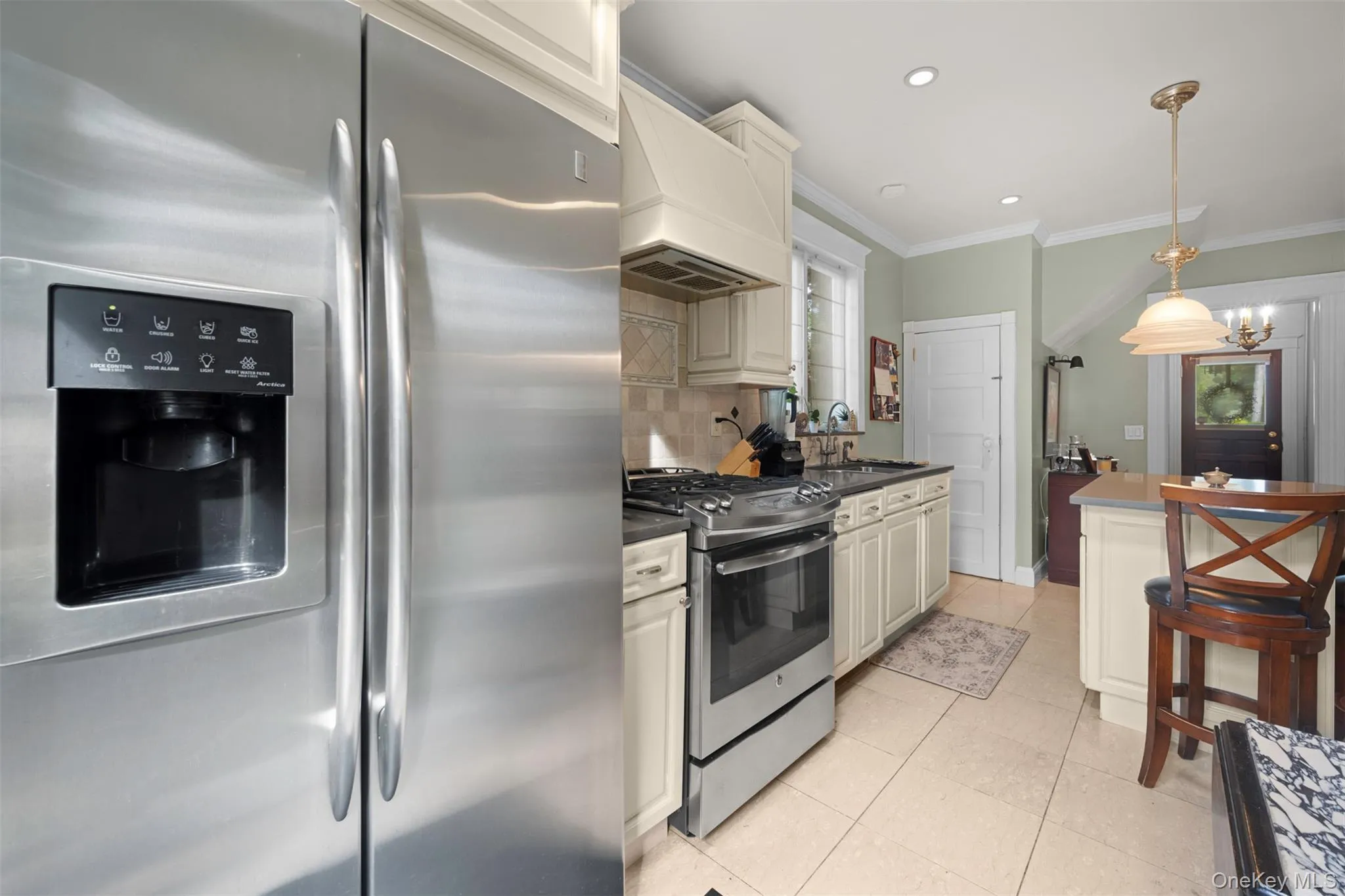78 Warner Avenue, North Hempstead, NY, 3 Bedrooms Bedrooms, 9 Rooms Rooms,3 BathroomsBathrooms,Residential,For Rent,Warner,0,1049450 78 Warner Avenue, North Hempstead, NY, 3 Bedrooms Bedrooms, 9 Rooms Rooms,3 BathroomsBathrooms,Residential,For Rent,Warner,0,1049450