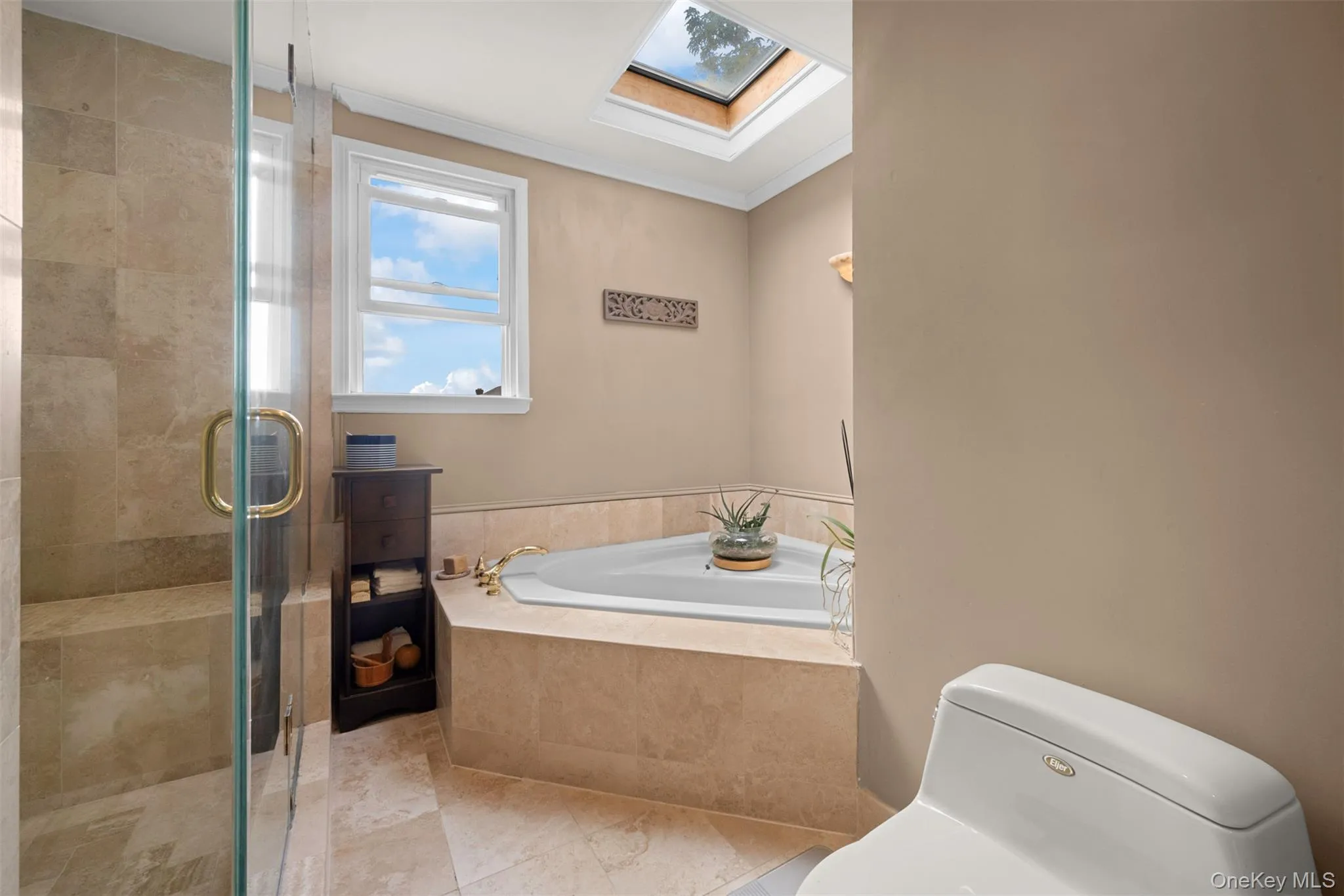 78 Warner Avenue, North Hempstead, NY, 3 Bedrooms Bedrooms, 9 Rooms Rooms,3 BathroomsBathrooms,Residential,For Rent,Warner,0,1049450 78 Warner Avenue, North Hempstead, NY, 3 Bedrooms Bedrooms, 9 Rooms Rooms,3 BathroomsBathrooms,Residential,For Rent,Warner,0,1049450