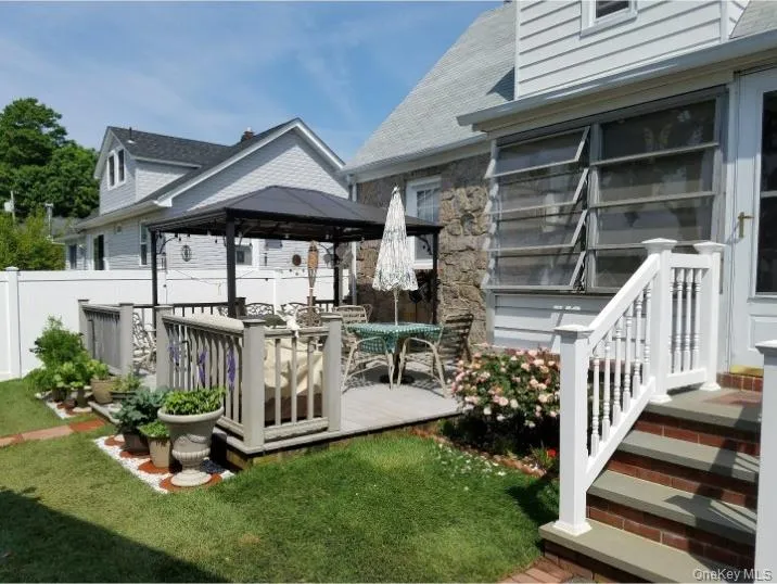 199 Claxton Avenue, Hempstead, NY, 3 Bedrooms Bedrooms, 6 Rooms Rooms,1 BathroomBathrooms,Residential,For Rent,Claxton,0,1049452 199 Claxton Avenue, Hempstead, NY, 3 Bedrooms Bedrooms, 6 Rooms Rooms,1 BathroomBathrooms,Residential,For Rent,Claxton,0,1049452