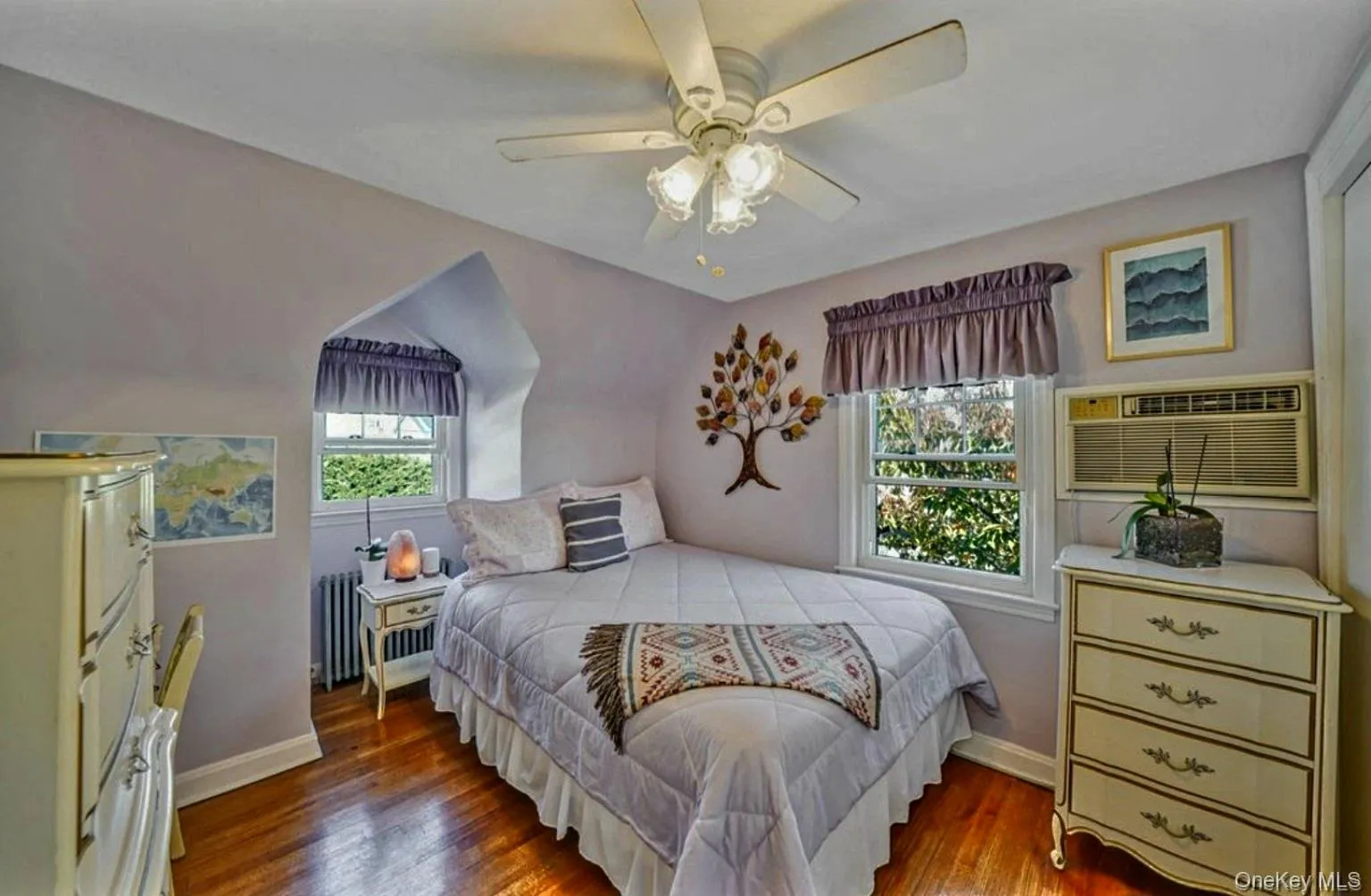 199 Claxton Avenue, Hempstead, NY, 3 Bedrooms Bedrooms, 6 Rooms Rooms,1 BathroomBathrooms,Residential,For Rent,Claxton,0,1049452 199 Claxton Avenue, Hempstead, NY, 3 Bedrooms Bedrooms, 6 Rooms Rooms,1 BathroomBathrooms,Residential,For Rent,Claxton,0,1049452