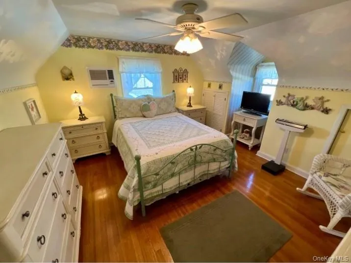 199 Claxton Avenue, Hempstead, NY, 3 Bedrooms Bedrooms, 6 Rooms Rooms,1 BathroomBathrooms,Residential,For Rent,Claxton,0,1049452 199 Claxton Avenue, Hempstead, NY, 3 Bedrooms Bedrooms, 6 Rooms Rooms,1 BathroomBathrooms,Residential,For Rent,Claxton,0,1049452