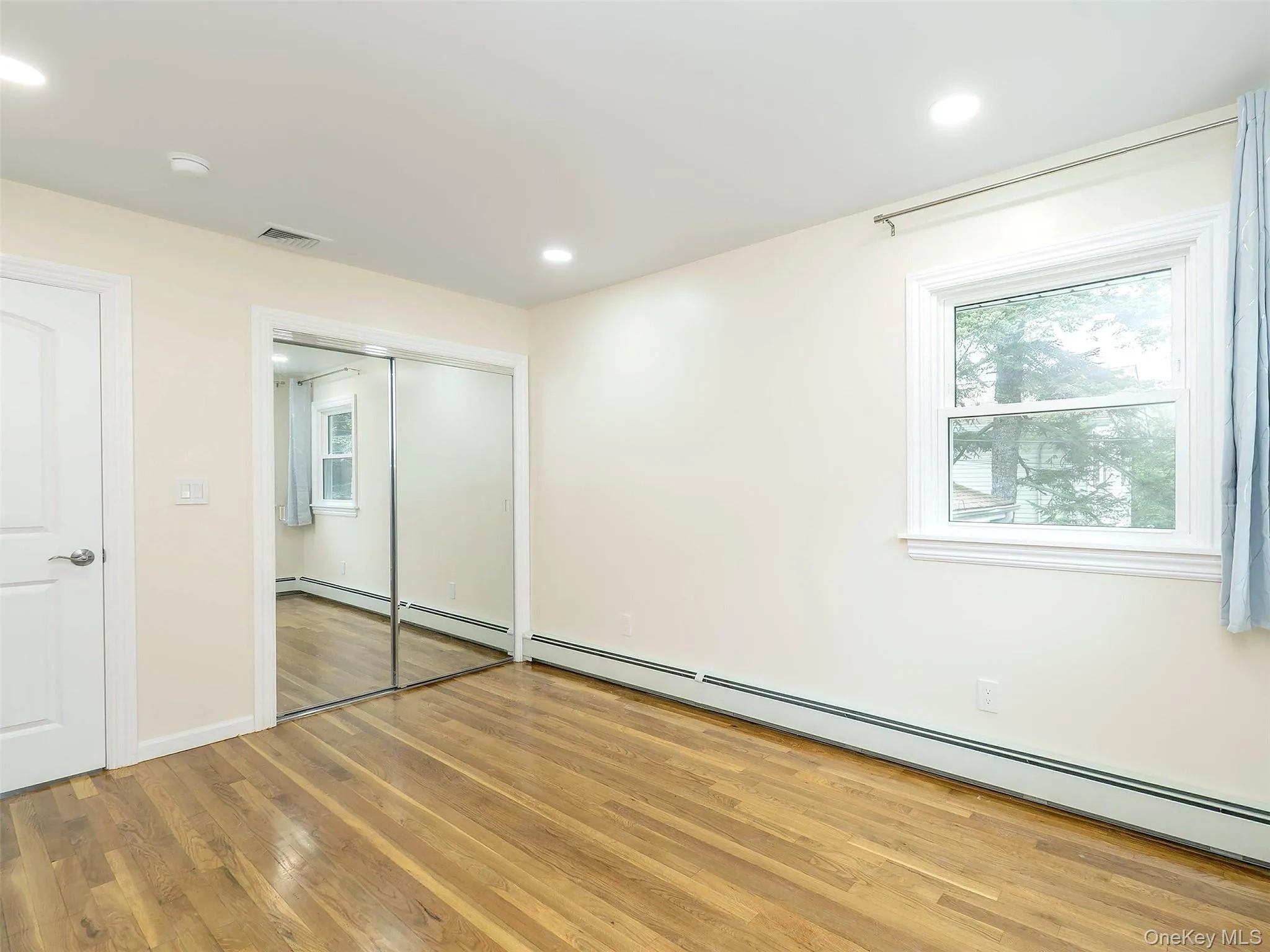57 Sandy Hollow Road, North Hempstead, NY, 4 Bedrooms Bedrooms, 9 Rooms Rooms,3 BathroomsBathrooms,Residential Lease,For Rent,Sandy Hollow,0,1049456 57 Sandy Hollow Road, North Hempstead, NY, 4 Bedrooms Bedrooms, 9 Rooms Rooms,3 BathroomsBathrooms,Residential Lease,For Rent,Sandy Hollow,0,1049456