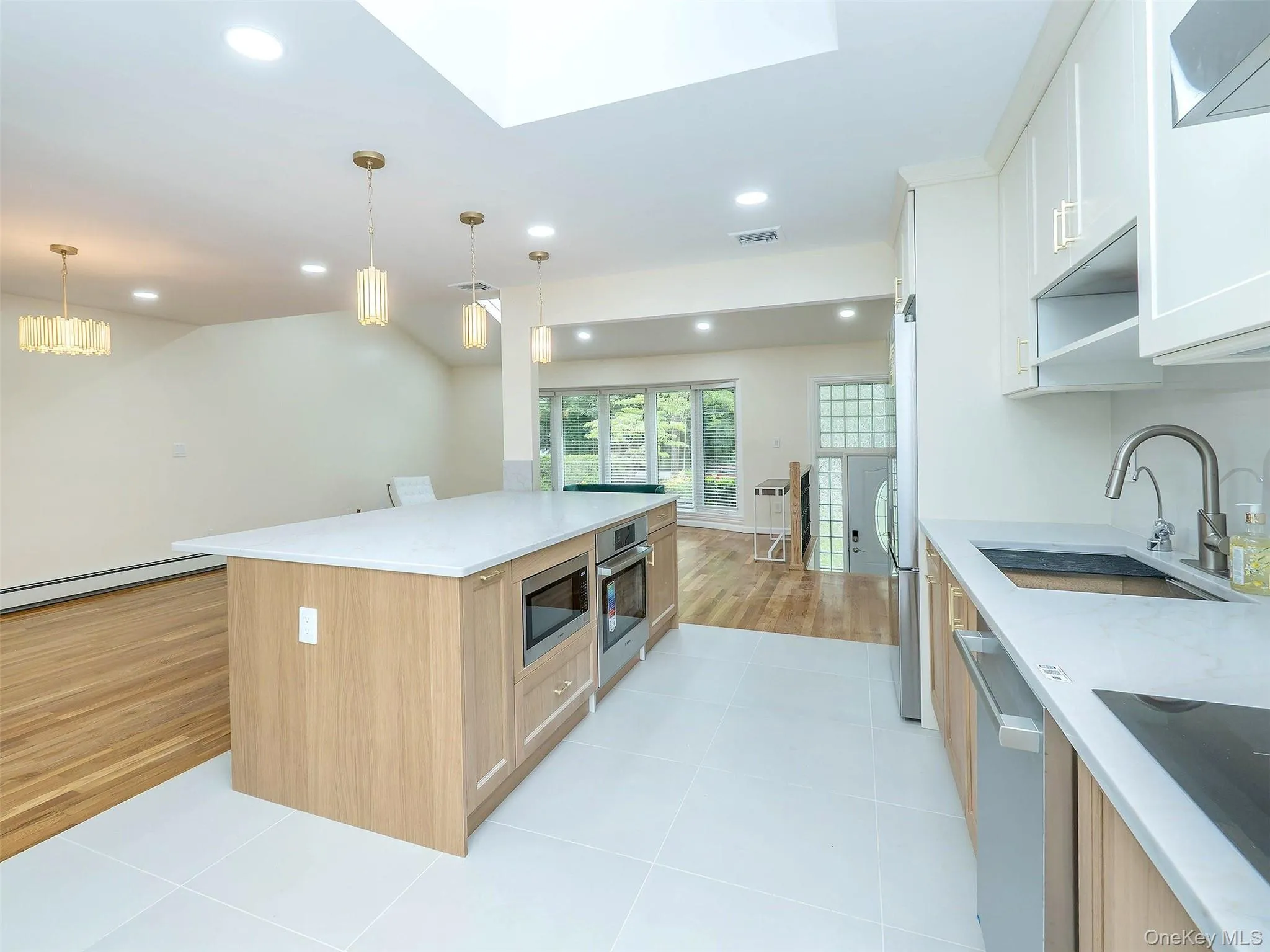 57 Sandy Hollow Road, North Hempstead, NY, 4 Bedrooms Bedrooms, 9 Rooms Rooms,3 BathroomsBathrooms,Residential Lease,For Rent,Sandy Hollow,0,1049456 57 Sandy Hollow Road, North Hempstead, NY, 4 Bedrooms Bedrooms, 9 Rooms Rooms,3 BathroomsBathrooms,Residential Lease,For Rent,Sandy Hollow,0,1049456
