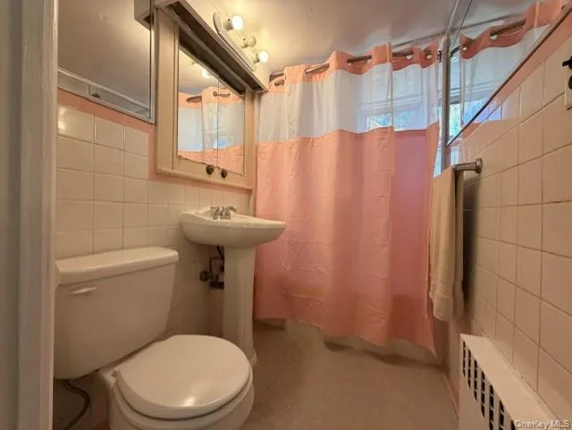 12 June Street, Yonkers, NY, 3 Bedrooms Bedrooms, 5 Rooms Rooms,2 BathroomsBathrooms,Residential,For Rent,June,0,1049462 12 June Street, Yonkers, NY, 3 Bedrooms Bedrooms, 5 Rooms Rooms,2 BathroomsBathrooms,Residential,For Rent,June,0,1049462