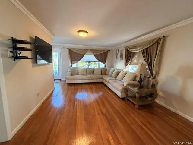 Hardwood floors Hardwood floors