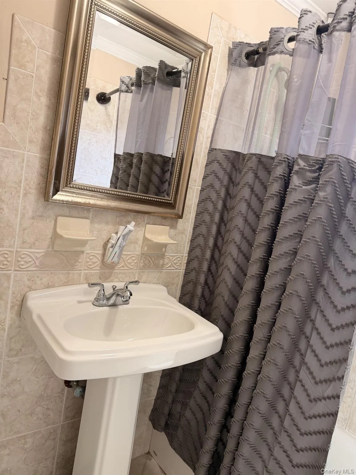 12 June Street, Yonkers, NY, 3 Bedrooms Bedrooms, 5 Rooms Rooms,2 BathroomsBathrooms,Residential,For Rent,June,0,1049462 12 June Street, Yonkers, NY, 3 Bedrooms Bedrooms, 5 Rooms Rooms,2 BathroomsBathrooms,Residential,For Rent,June,0,1049462