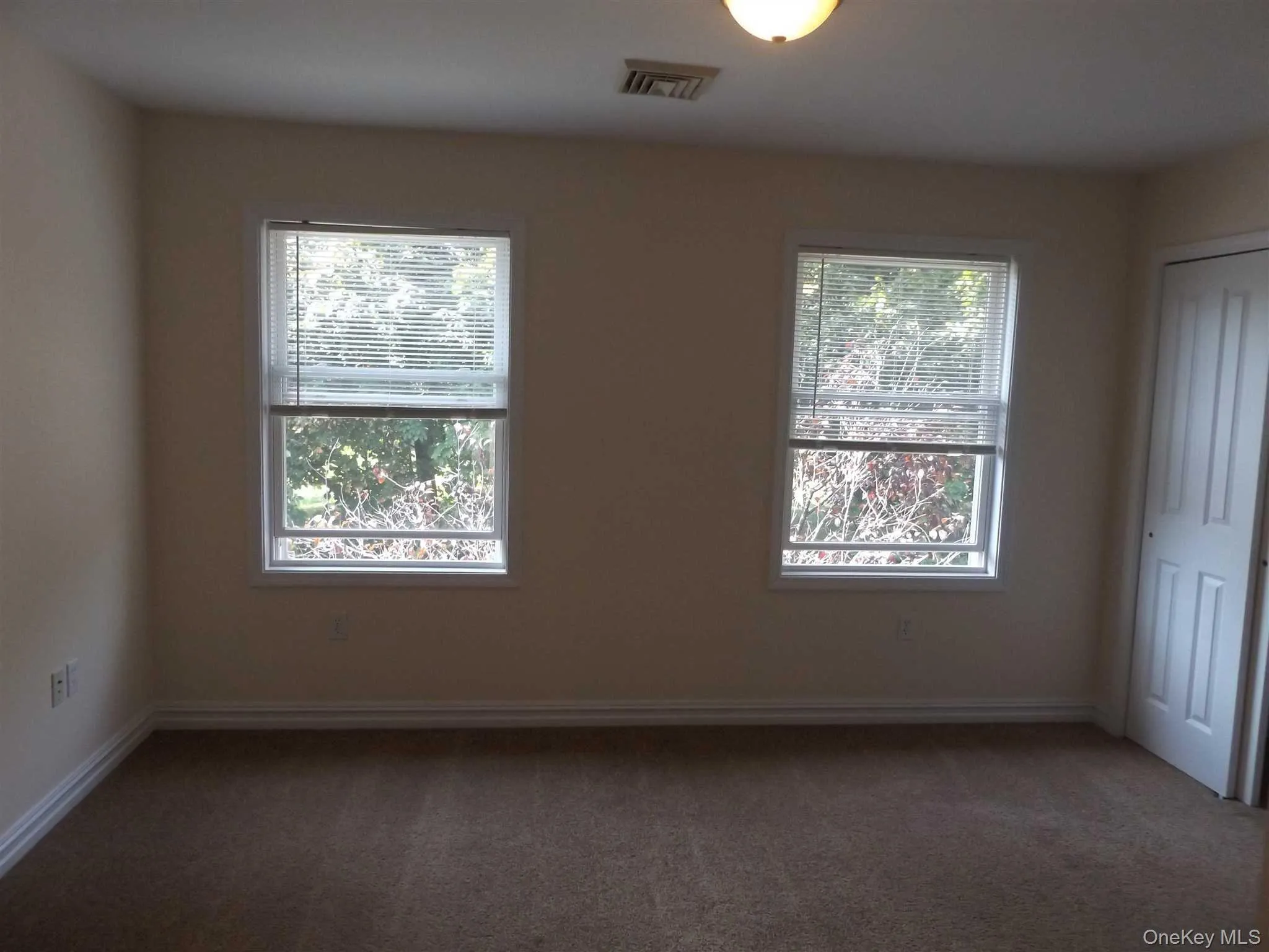 4 STATE Street, Beacon, NY, 1 Bedroom Bedrooms, 4 Room Rooms,1 BathroomBathrooms,Residential Lease,For Rent,STATE,0,1049470 4 STATE Street, Beacon, NY, 1 Bedroom Bedrooms, 4 Room Rooms,1 BathroomBathrooms,Residential Lease,For Rent,STATE,0,1049470