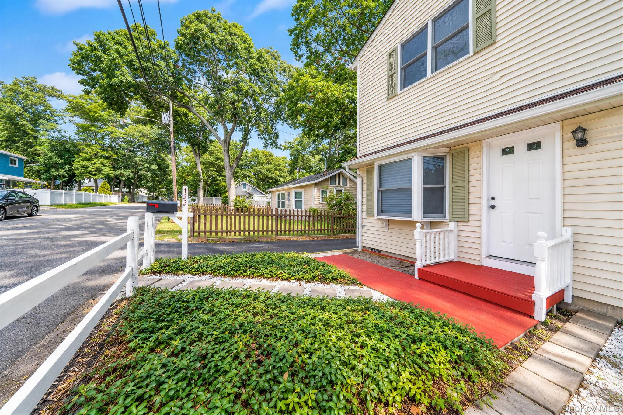123 Denton Street, Brookhaven, NY, 2 Bedrooms Bedrooms, 5 Rooms Rooms,1 BathroomBathrooms,Residential,For Rent,Denton,0,1049472 123 Denton Street, Brookhaven, NY, 2 Bedrooms Bedrooms, 5 Rooms Rooms,1 BathroomBathrooms,Residential,For Rent,Denton,0,1049472