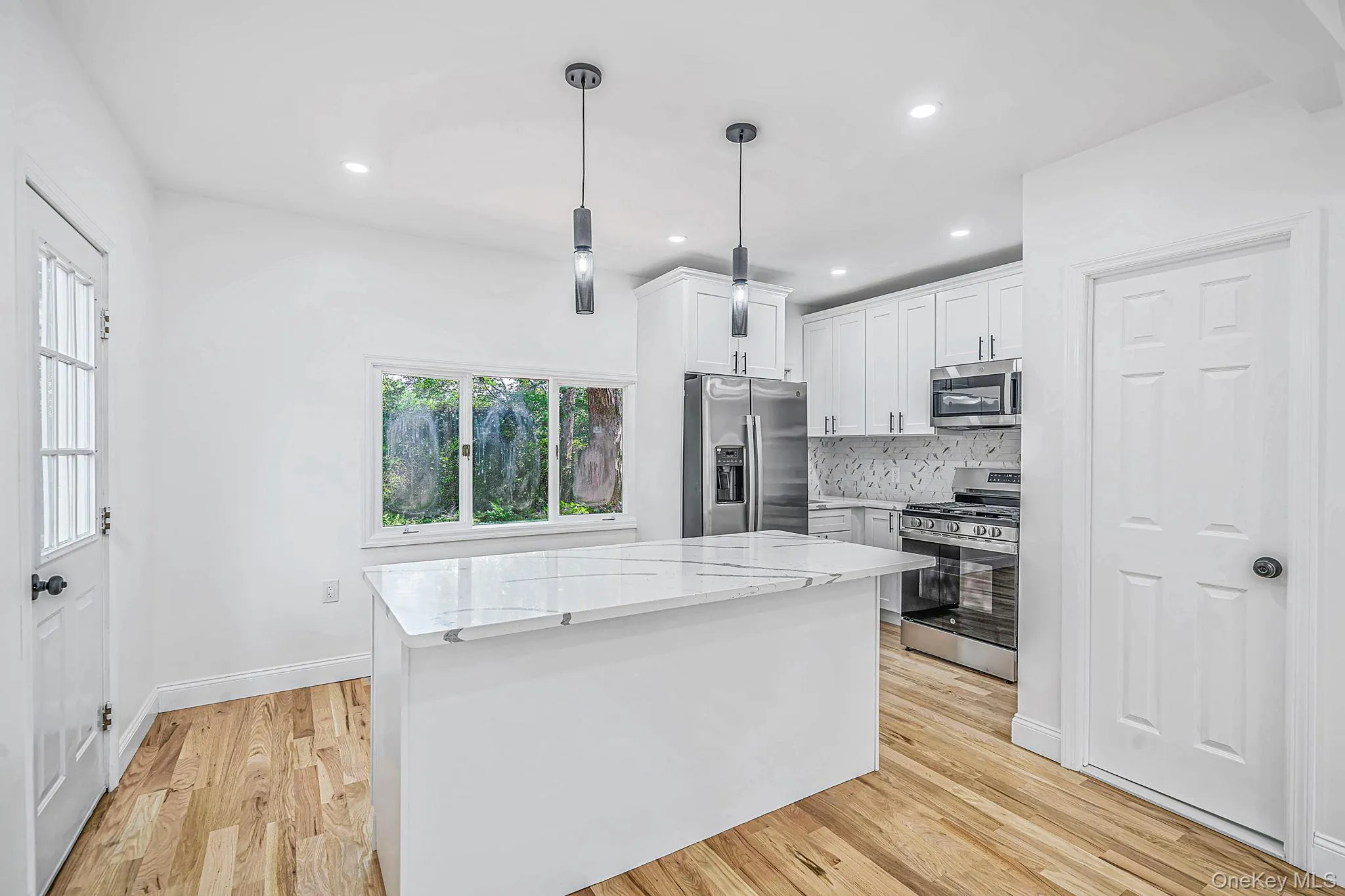 123 Denton Street, Brookhaven, NY, 2 Bedrooms Bedrooms, 5 Rooms Rooms,1 BathroomBathrooms,Residential,For Rent,Denton,0,1049472 123 Denton Street, Brookhaven, NY, 2 Bedrooms Bedrooms, 5 Rooms Rooms,1 BathroomBathrooms,Residential,For Rent,Denton,0,1049472