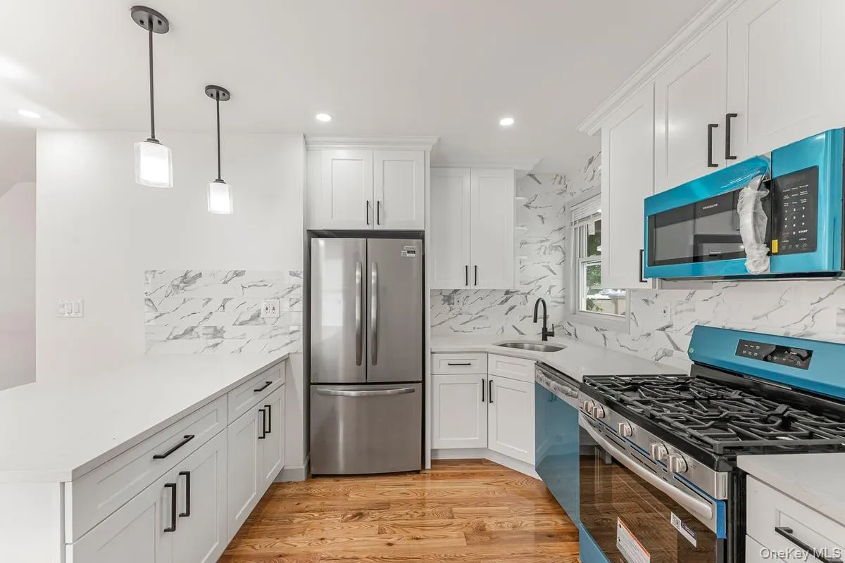 5206 Avenue M, New York, NY, 3 Bedrooms Bedrooms, 7 Rooms Rooms,2 BathroomsBathrooms,Residential,For Rent,Avenue M,0,1049473 5206 Avenue M, New York, NY, 3 Bedrooms Bedrooms, 7 Rooms Rooms,2 BathroomsBathrooms,Residential,For Rent,Avenue M,0,1049473