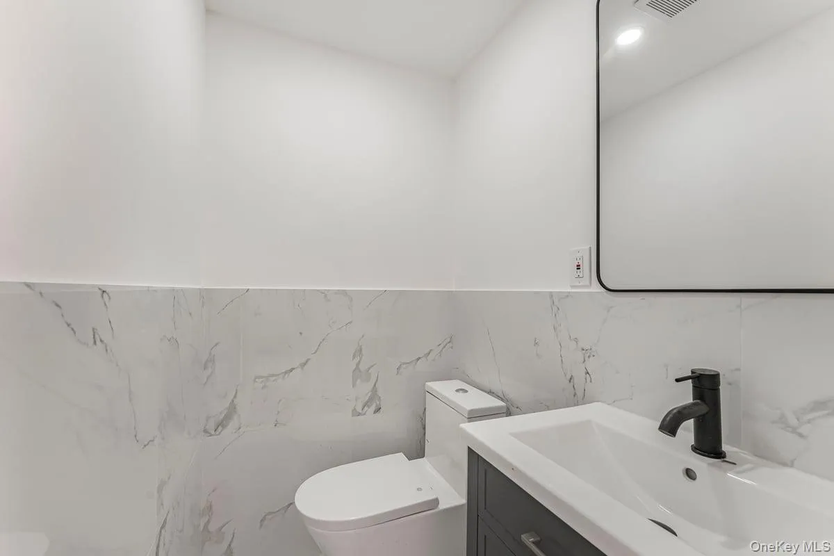 5206 Avenue M, New York, NY, 3 Bedrooms Bedrooms, 7 Rooms Rooms,2 BathroomsBathrooms,Residential,For Rent,Avenue M,0,1049473 5206 Avenue M, New York, NY, 3 Bedrooms Bedrooms, 7 Rooms Rooms,2 BathroomsBathrooms,Residential,For Rent,Avenue M,0,1049473