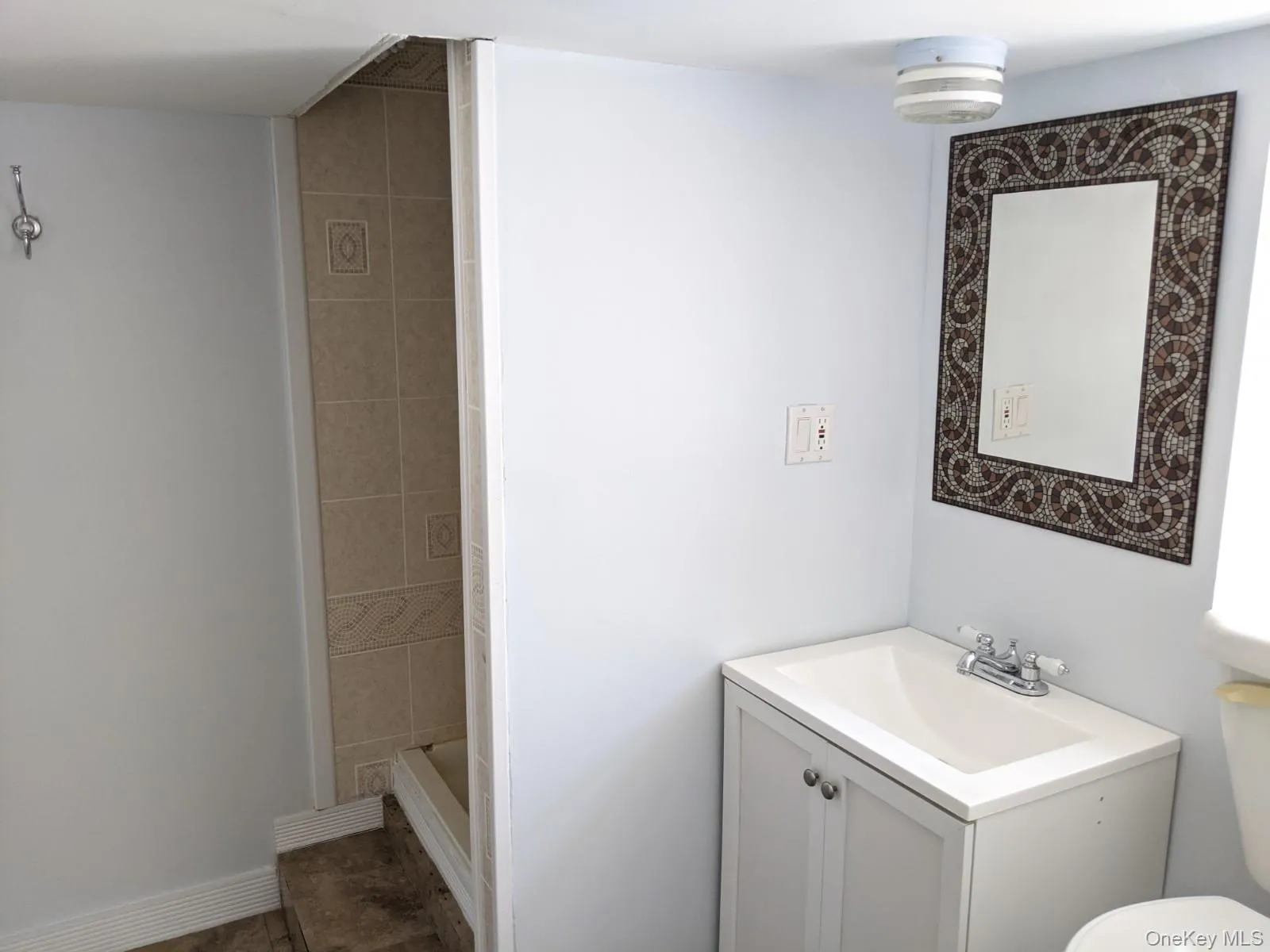 28 Walnut Street, Long Beach, NY, 1 Bedroom Bedrooms, 4 Rooms Rooms,1 BathroomBathrooms,Residential Lease,For Rent,Walnut,0,1049476 28 Walnut Street, Long Beach, NY, 1 Bedroom Bedrooms, 4 Rooms Rooms,1 BathroomBathrooms,Residential Lease,For Rent,Walnut,0,1049476
