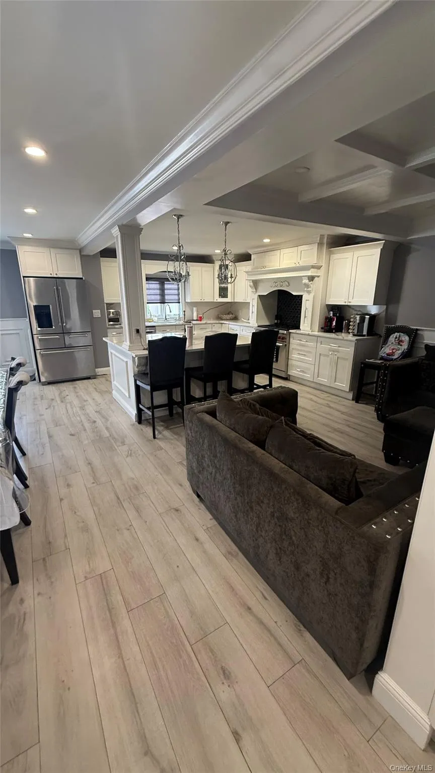 16027 83rd Street, New York, NY, 4 Bedrooms Bedrooms, 10 Rooms Rooms,3 BathroomsBathrooms,Residential,For Rent,83rd,0,1049478 16027 83rd Street, New York, NY, 4 Bedrooms Bedrooms, 10 Rooms Rooms,3 BathroomsBathrooms,Residential,For Rent,83rd,0,1049478