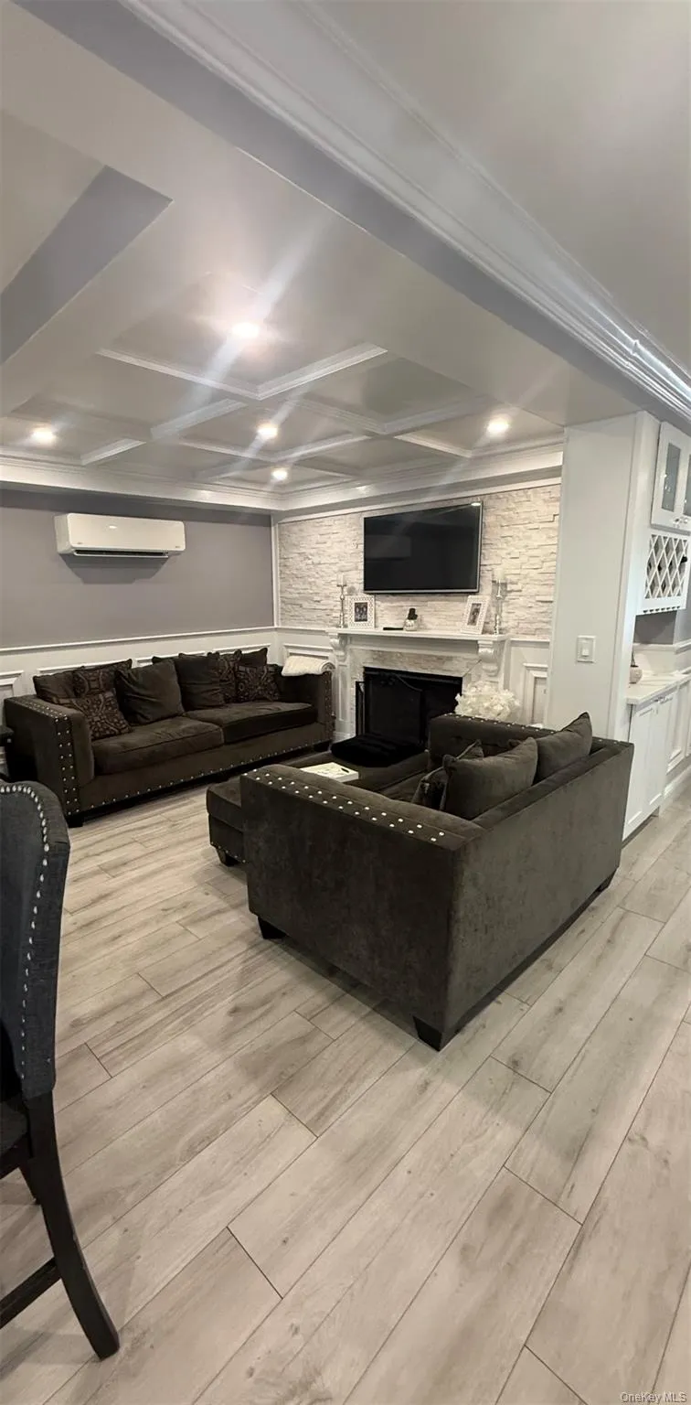 16027 83rd Street, New York, NY, 4 Bedrooms Bedrooms, 10 Rooms Rooms,3 BathroomsBathrooms,Residential,For Rent,83rd,0,1049478 16027 83rd Street, New York, NY, 4 Bedrooms Bedrooms, 10 Rooms Rooms,3 BathroomsBathrooms,Residential,For Rent,83rd,0,1049478