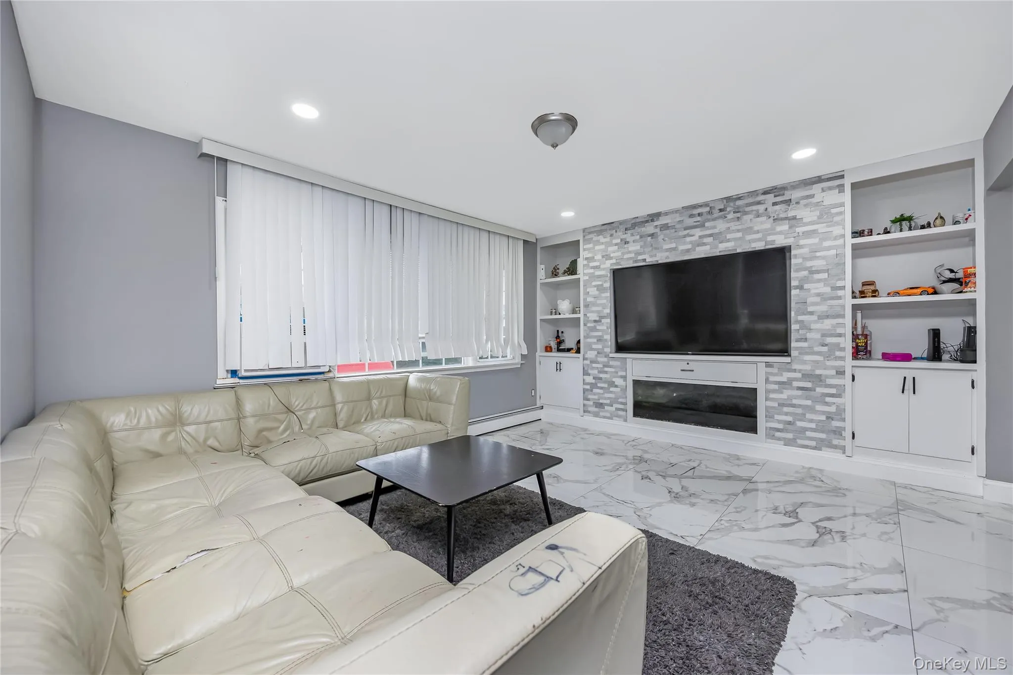 150 Holly Avenue, Hempstead, NY, 3 Bedrooms Bedrooms, 6 Rooms Rooms,2 BathroomsBathrooms,Residential,For Rent,Holly,0,1049480 150 Holly Avenue, Hempstead, NY, 3 Bedrooms Bedrooms, 6 Rooms Rooms,2 BathroomsBathrooms,Residential,For Rent,Holly,0,1049480