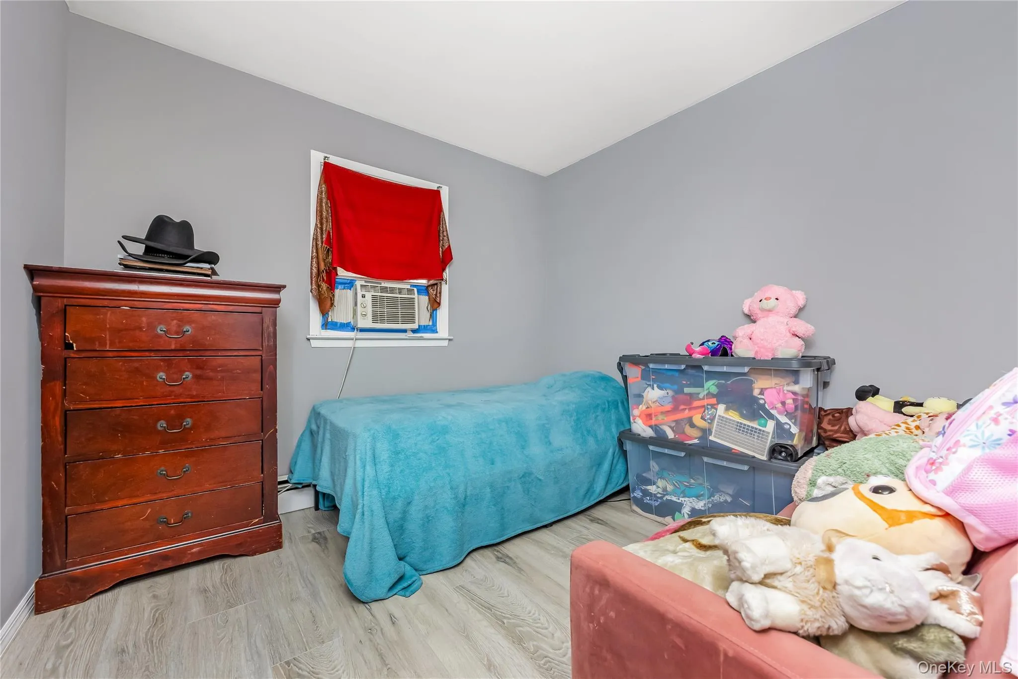 150 Holly Avenue, Hempstead, NY, 3 Bedrooms Bedrooms, 6 Rooms Rooms,2 BathroomsBathrooms,Residential,For Rent,Holly,0,1049480 150 Holly Avenue, Hempstead, NY, 3 Bedrooms Bedrooms, 6 Rooms Rooms,2 BathroomsBathrooms,Residential,For Rent,Holly,0,1049480