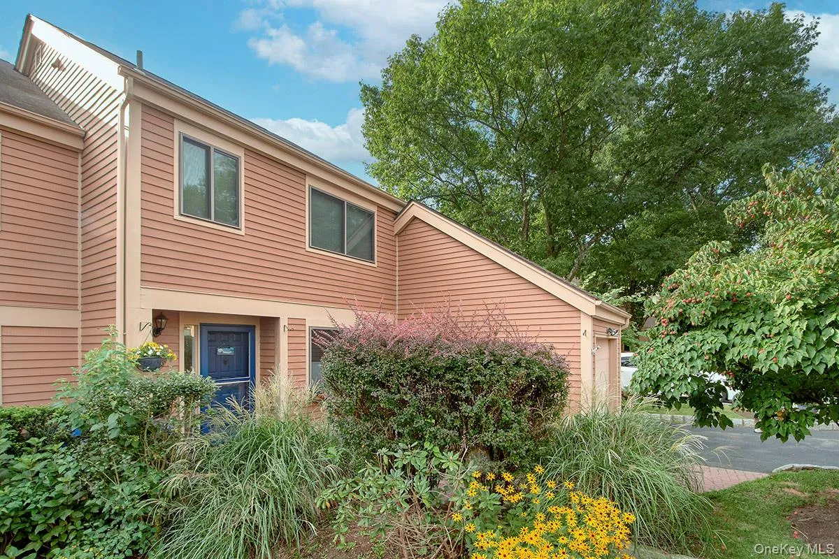 246 Treetop Crescent, Rye Town, NY, 2 Bedrooms Bedrooms, 5 Rooms Rooms,2 BathroomsBathrooms,Residential,For Rent,Treetop,0,1049483 246 Treetop Crescent, Rye Town, NY, 2 Bedrooms Bedrooms, 5 Rooms Rooms,2 BathroomsBathrooms,Residential,For Rent,Treetop,0,1049483