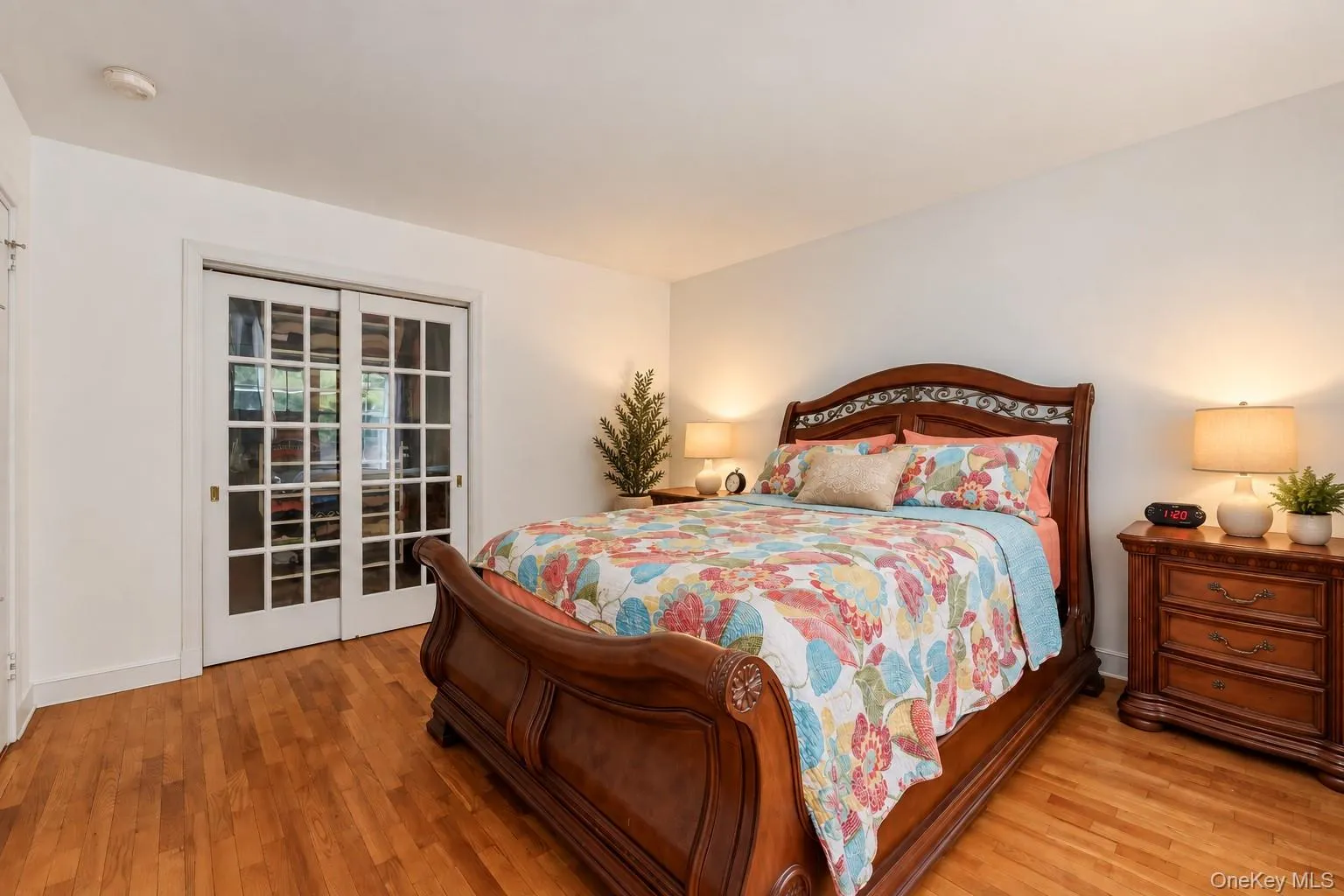 Bedroom Feature: Custom Closet, Hardwood Floors, Expansive Windows Bedroom Feature: Custom Closet, Hardwood Floors, Expansive Windows